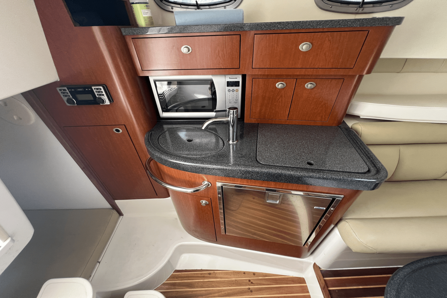 Slide: The Image of Boston Whaler 305 CONQUEST 2006 - 14