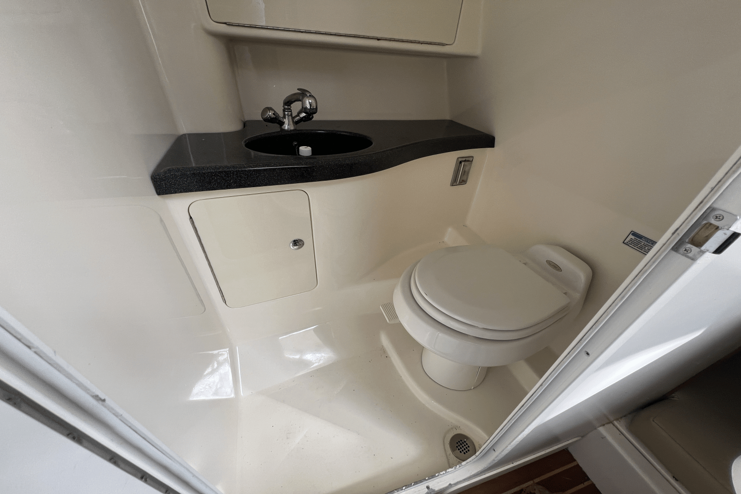 Slide: The Image of Boston Whaler 305 CONQUEST 2006 - 17