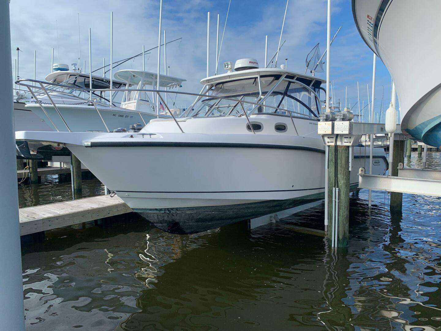 Slide: The Image of Boston Whaler 305 Conquest 2006 - 4760823