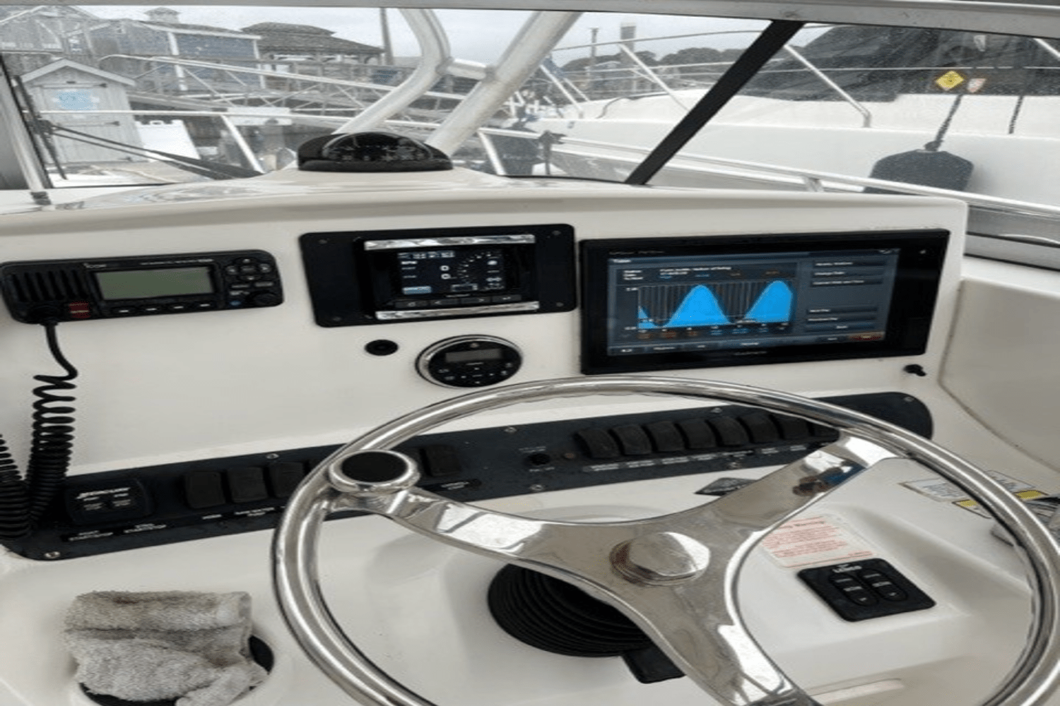 Slide: The Image of Boston Whaler 305 CONQUEST 2006 - 58