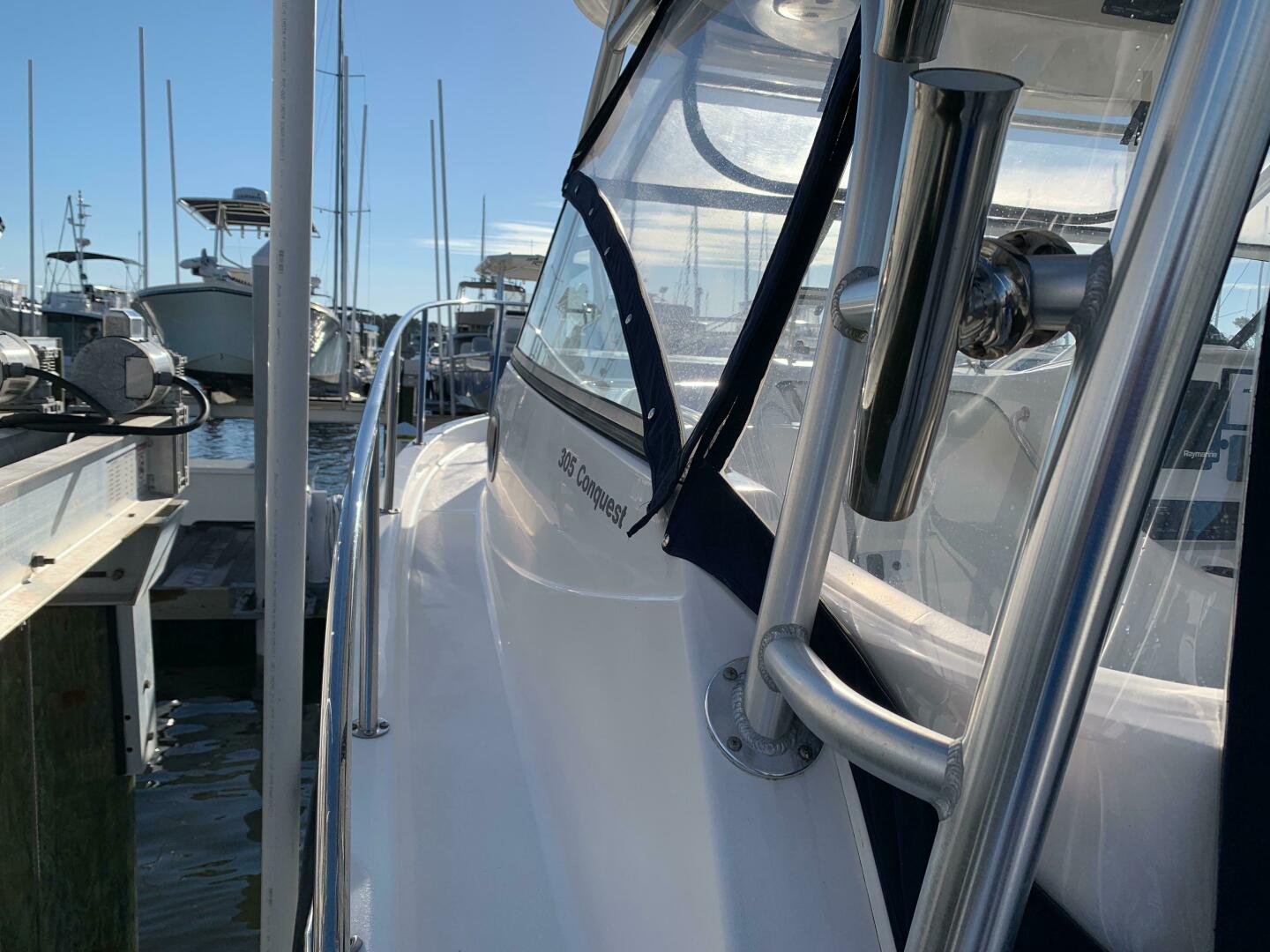 Slide: The Image of Boston Whaler 305 Conquest 2006 - 4760829