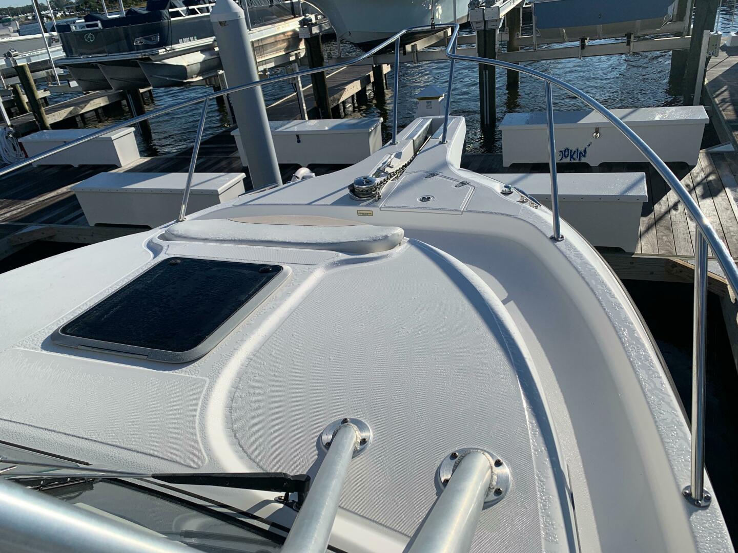 Slide: The Image of Boston Whaler 305 Conquest 2006 - 4760832