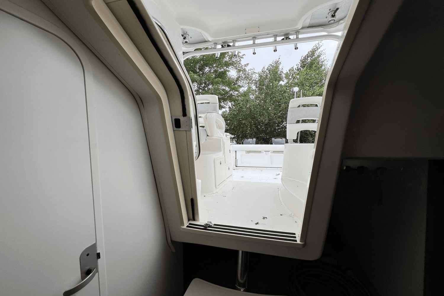 Slide: The Image of Boston Whaler 305 CONQUEST 2006 - 65