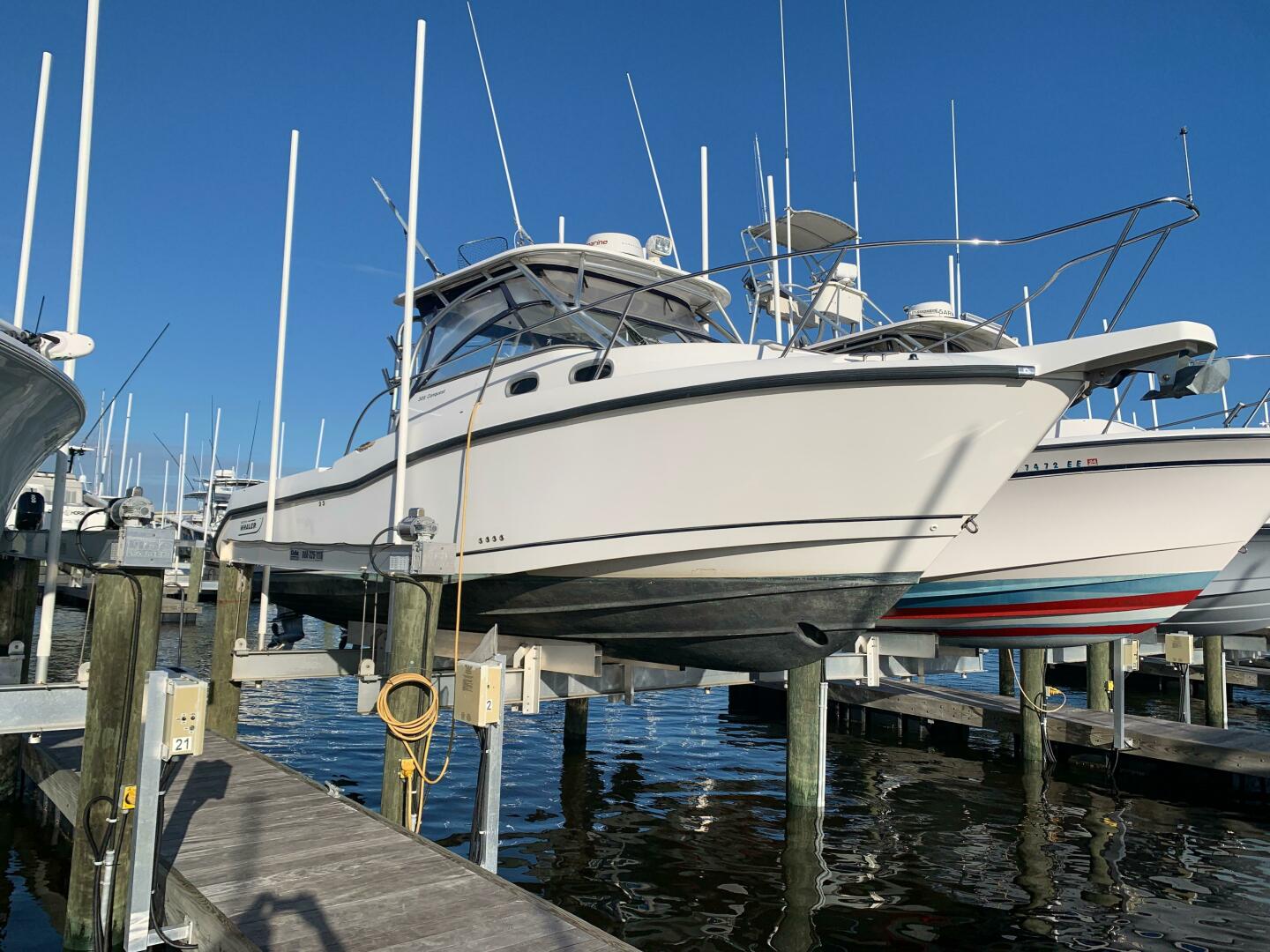 Slide: The Image of Boston Whaler 305 Conquest 2006 - 4760835