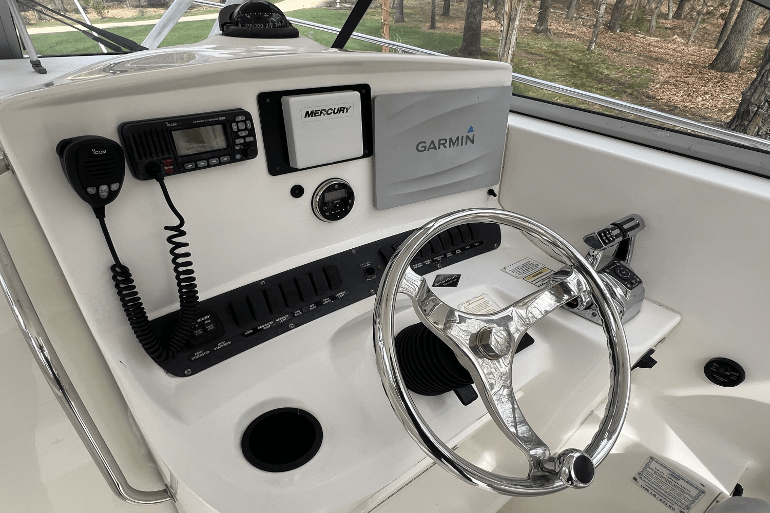 Slide: The Image of Boston Whaler 305 CONQUEST 2006 - 9