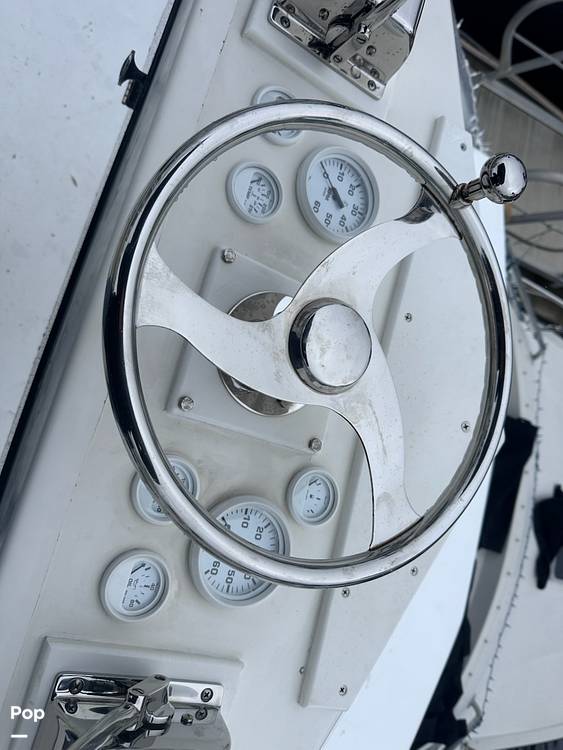 Slide: The Image of Boston Whaler 31 1989 - 15810636