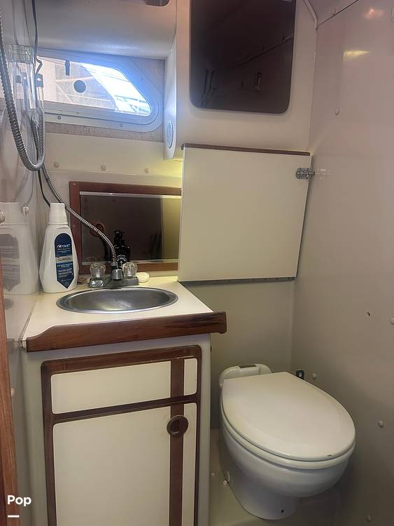 Slide: The Image of Boston Whaler 31 1989 - 15810628