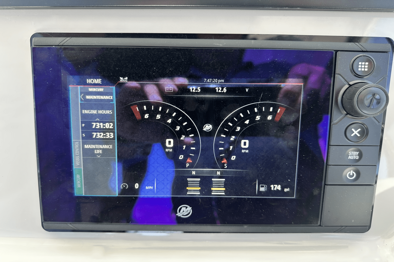 Slide: The Image of Boston Whaler 315 CONQUEST 2015 - 14