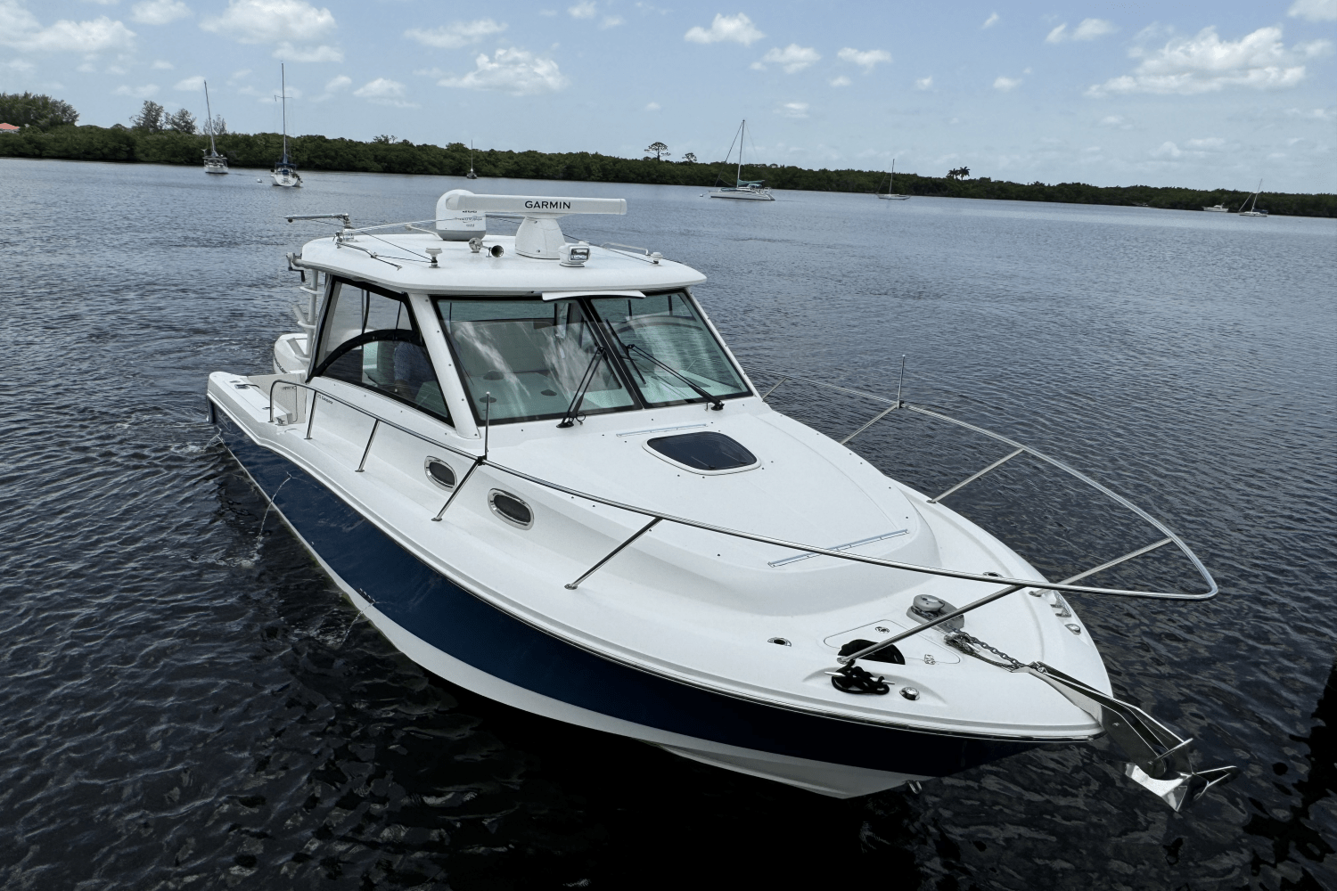 Slide: The Image of Boston Whaler 315 CONQUEST 2016 - 16