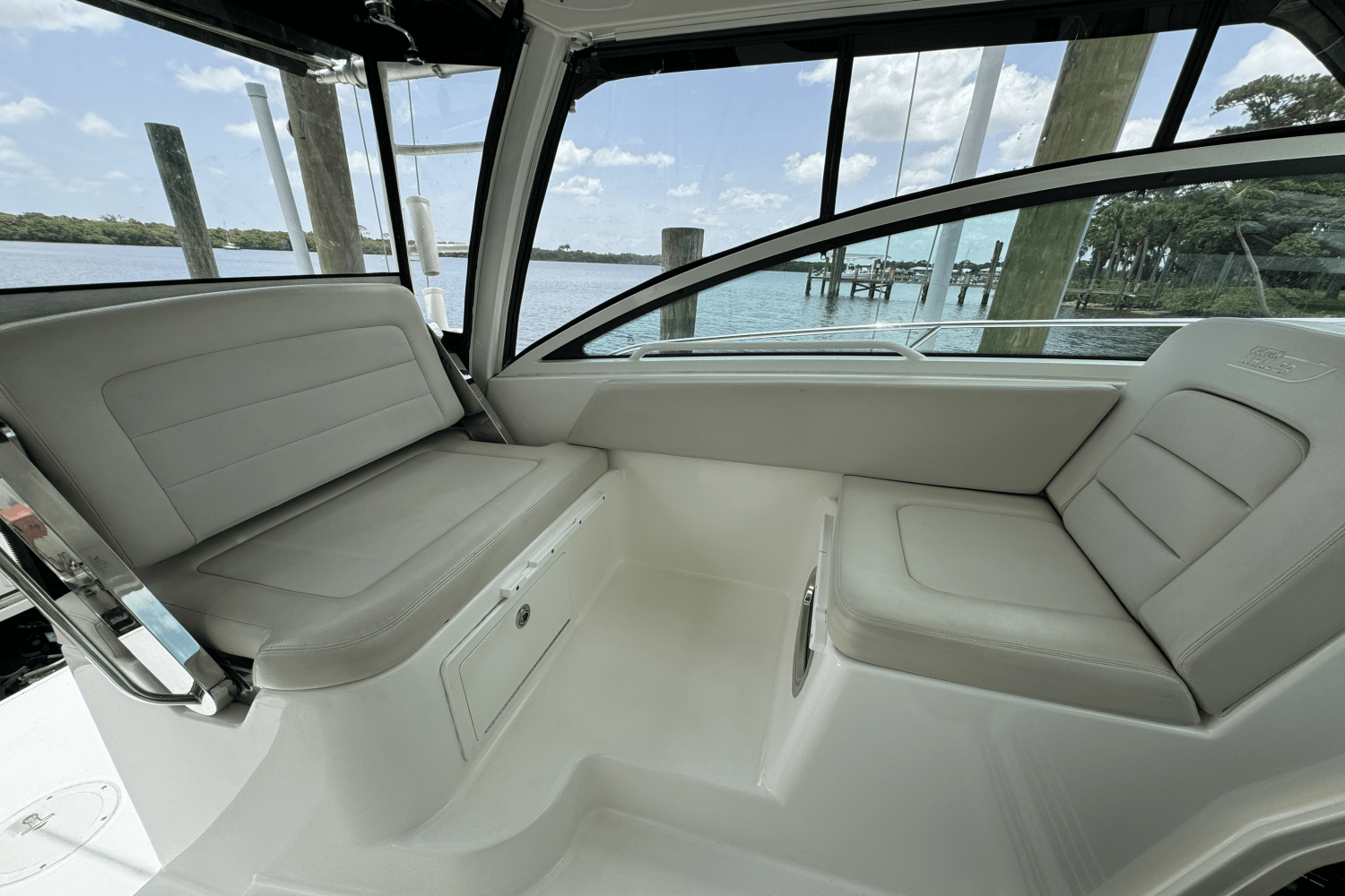 Slide: The Image of Boston Whaler 315 CONQUEST 2016 - 39