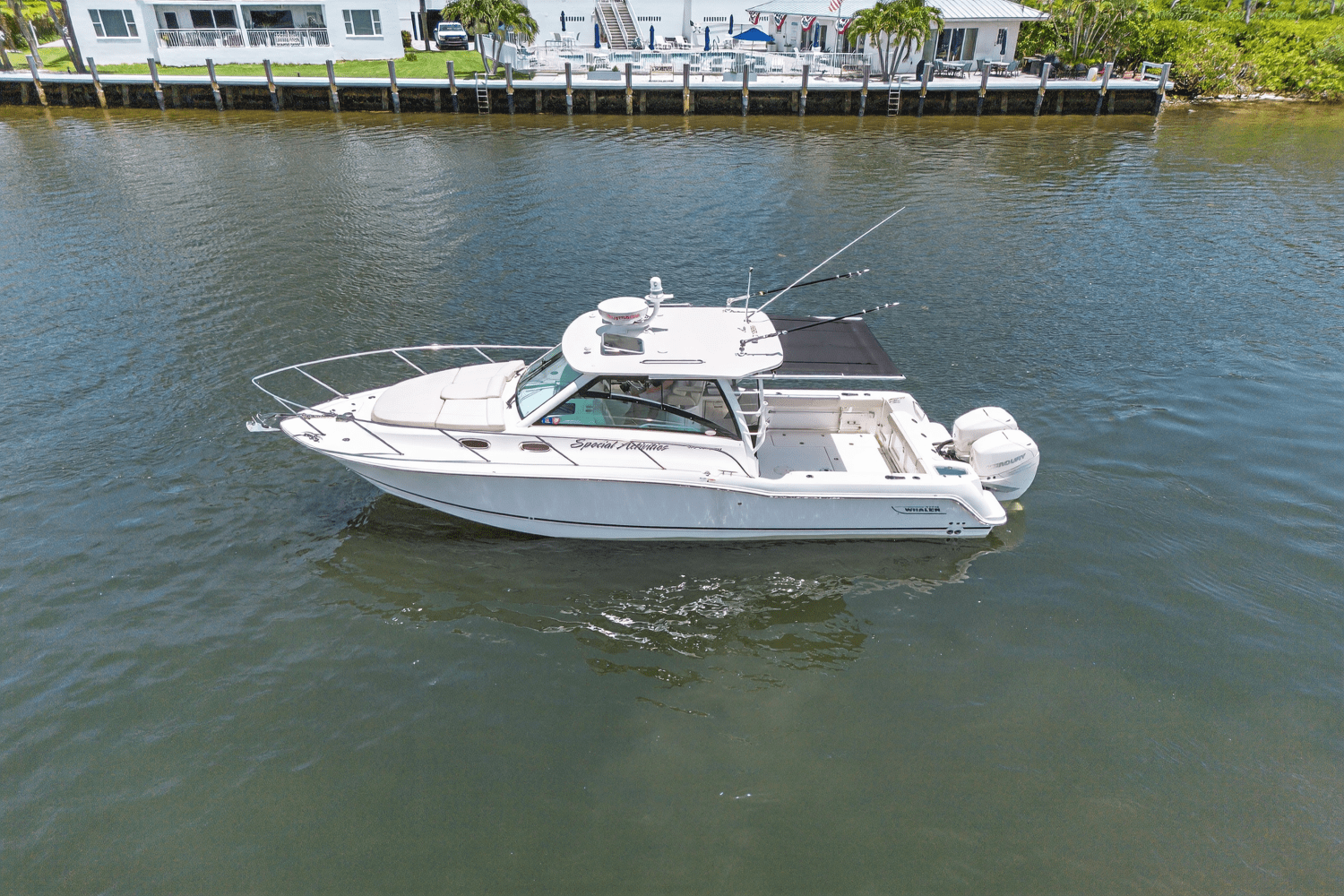 Slide: The Image of Boston Whaler 315 CONQUEST 2019 - 0
