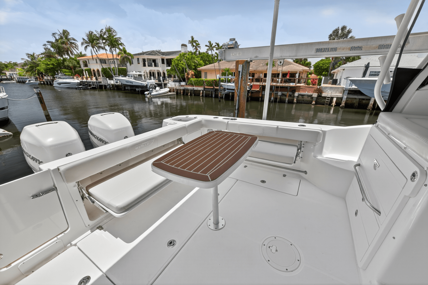 Slide: The Image of Boston Whaler 315 CONQUEST 2019 - 10