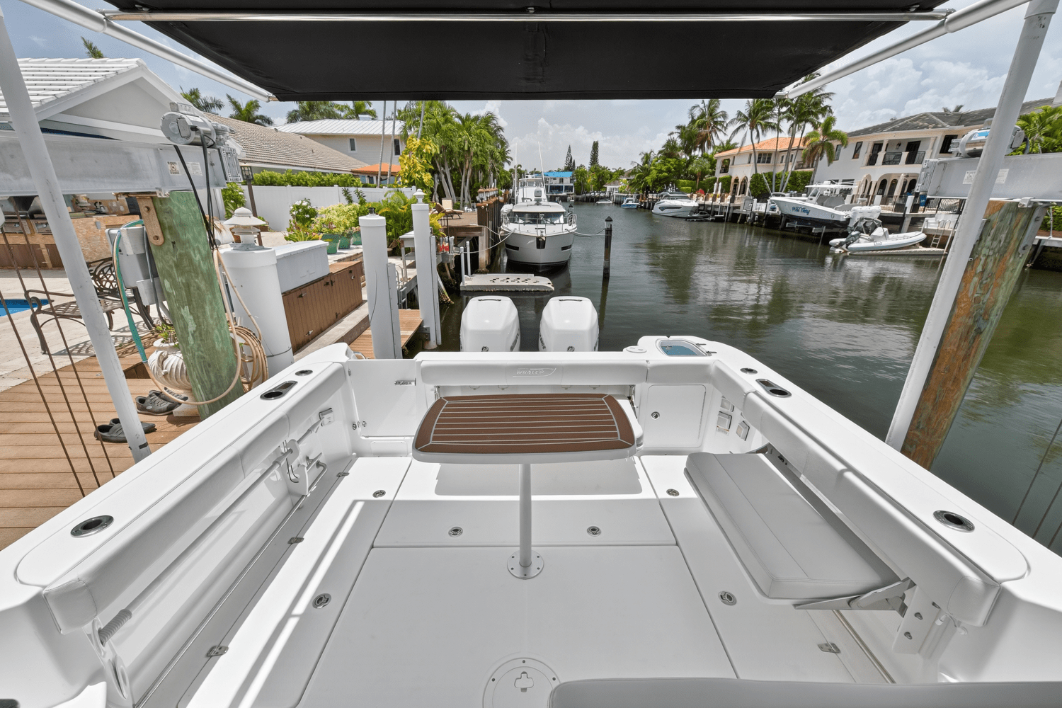 Slide: The Image of Boston Whaler 315 CONQUEST 2019 - 11