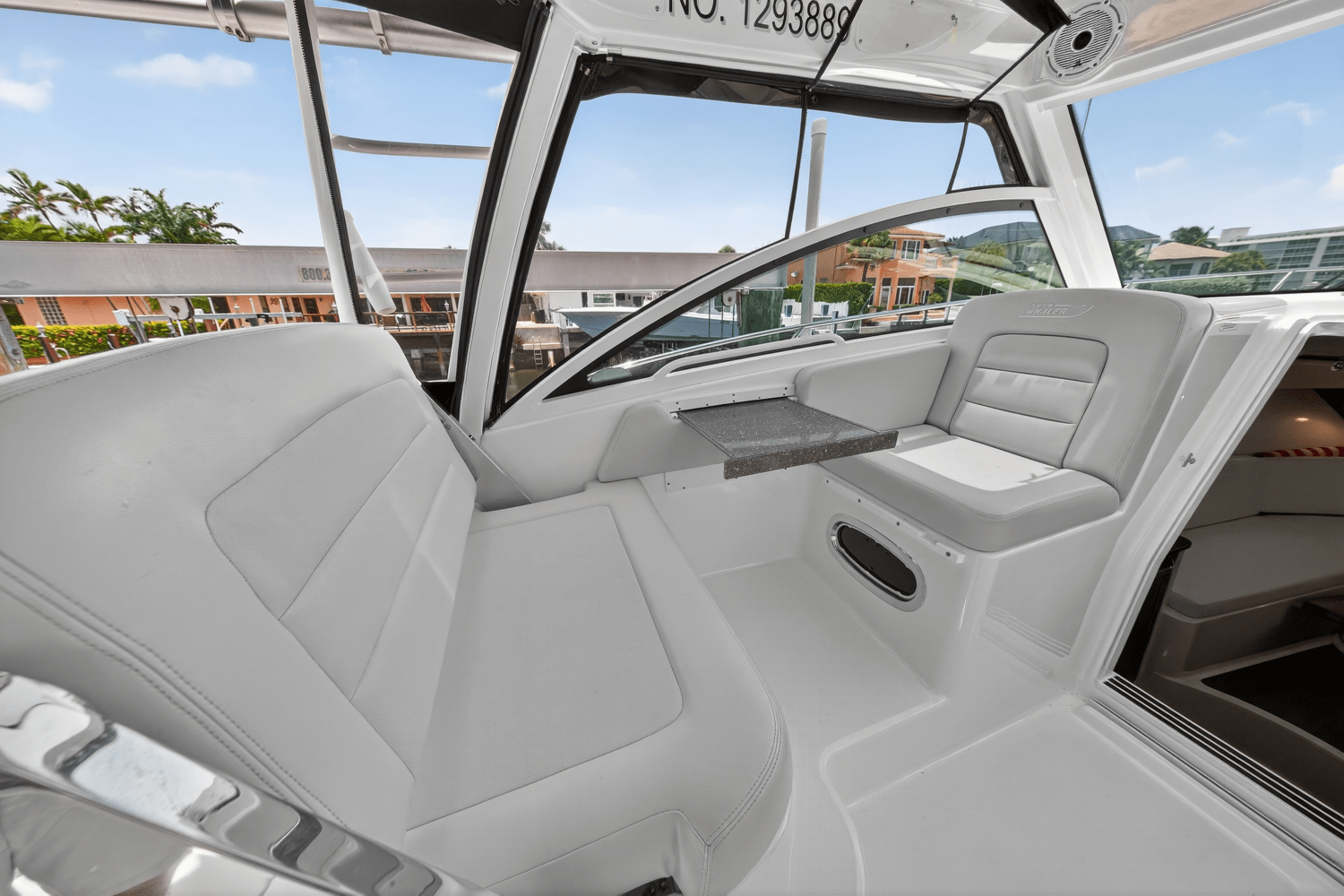 Slide: The Image of Boston Whaler 315 CONQUEST 2019 - 22