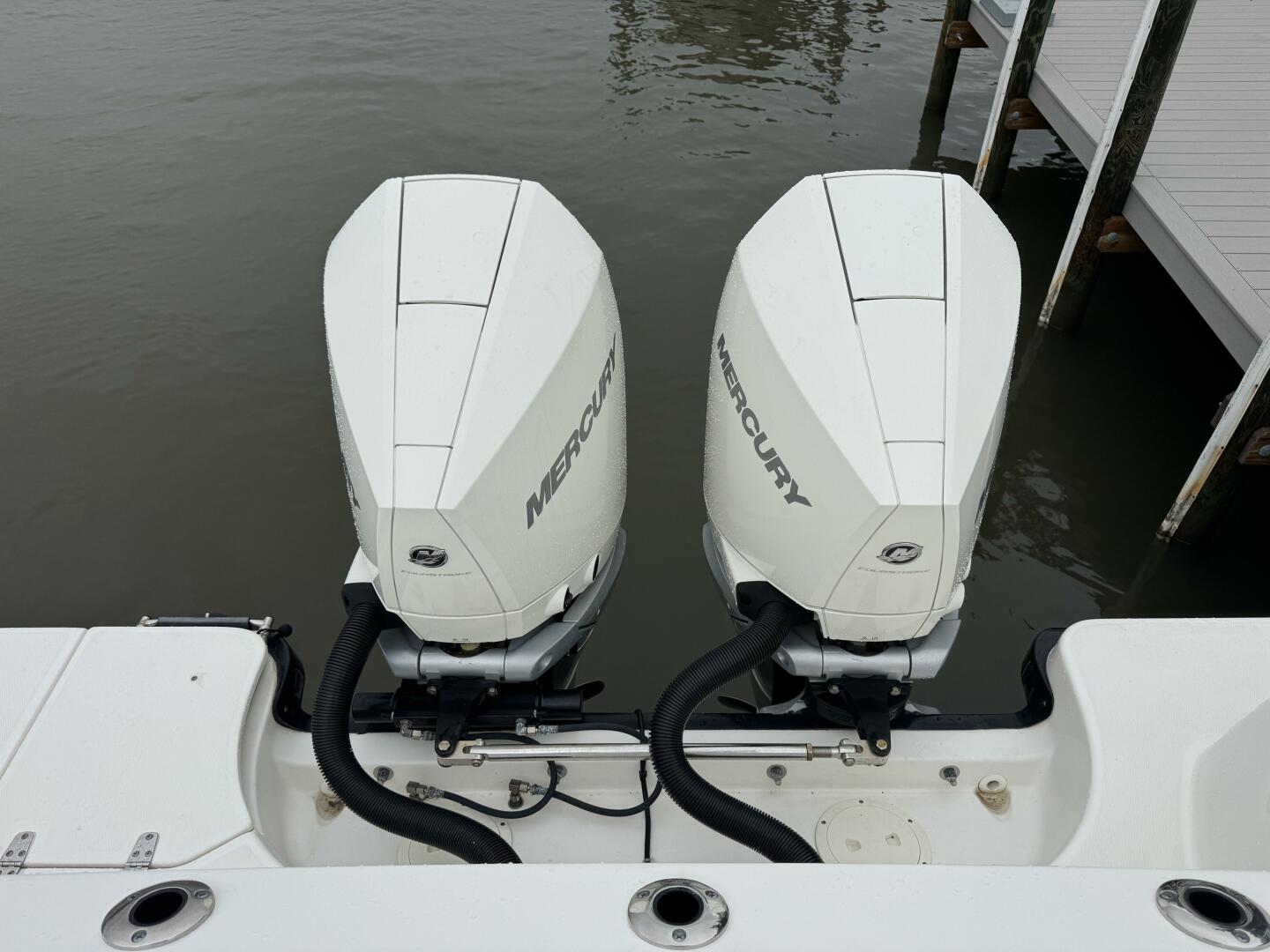 Slide: The Image of Boston Whaler 315 Conquest 2019 - 5349148