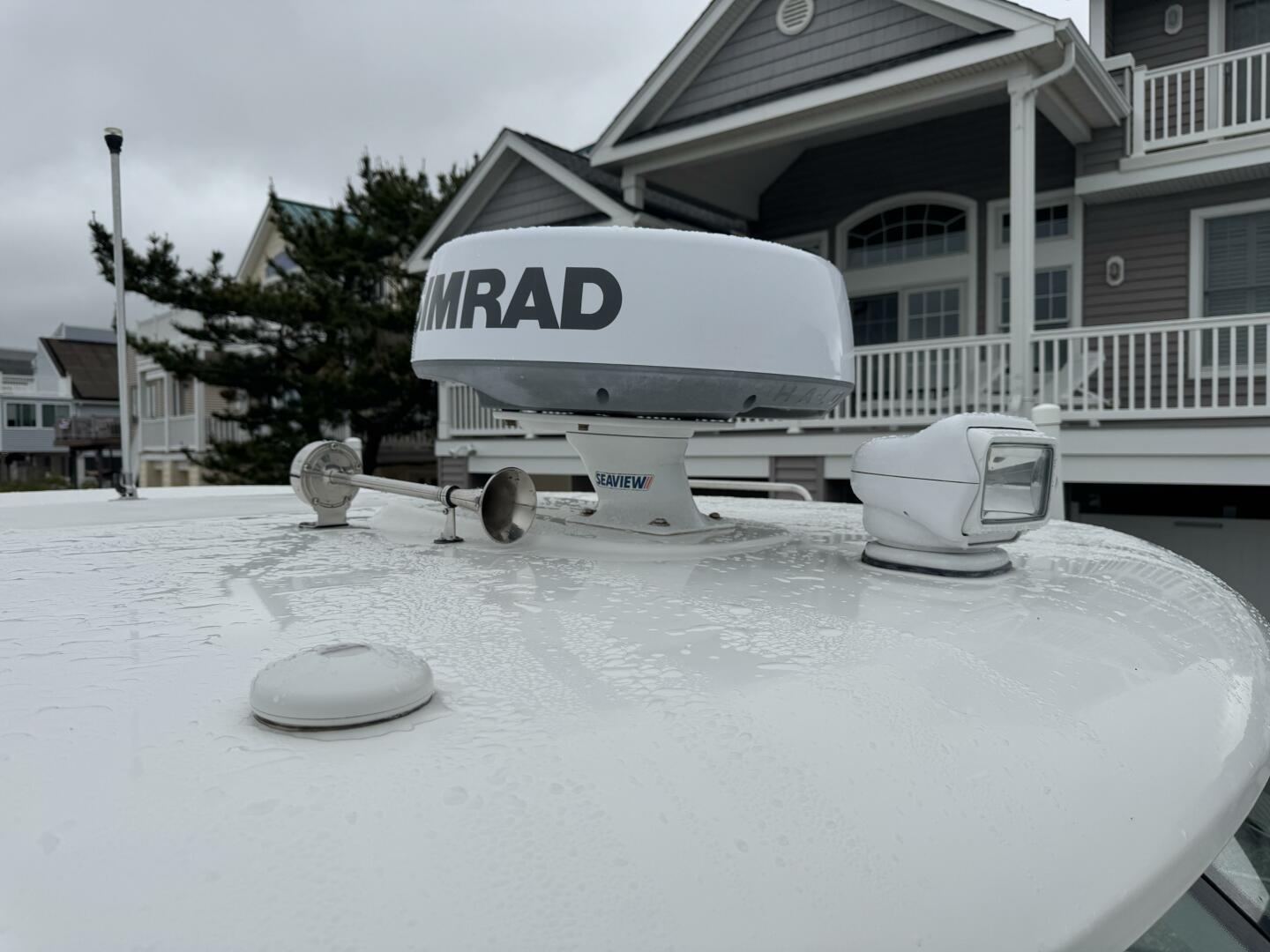 Slide: The Image of Boston Whaler 315 Conquest 2019 - 5349214