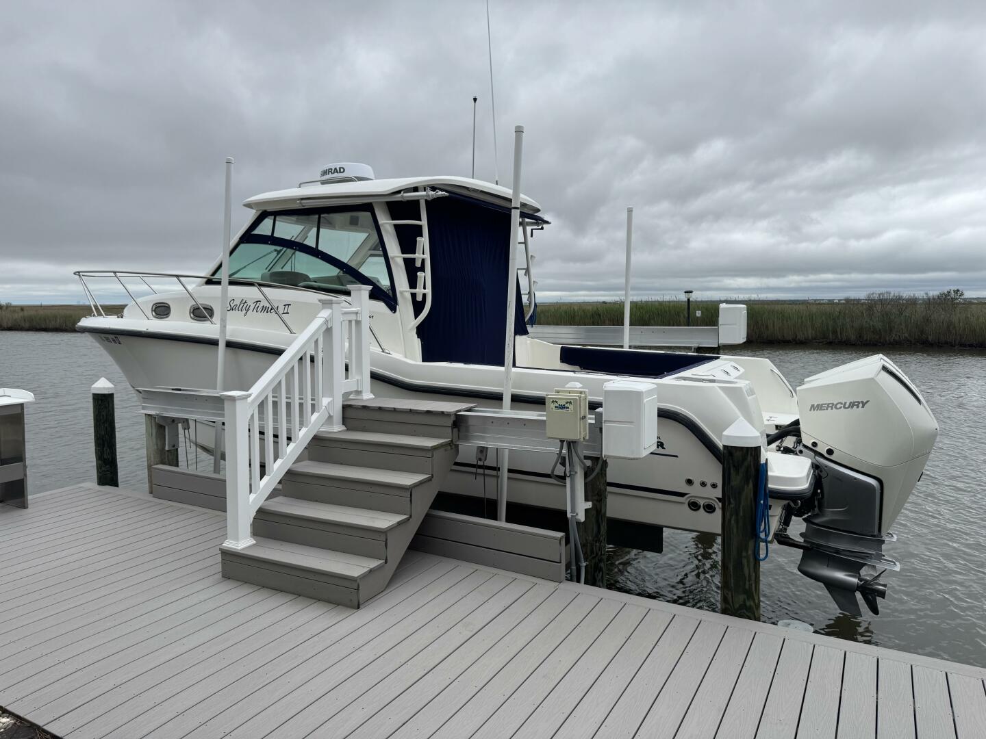 Slide: The Image of Boston Whaler 315 Conquest 2019 - 5349230