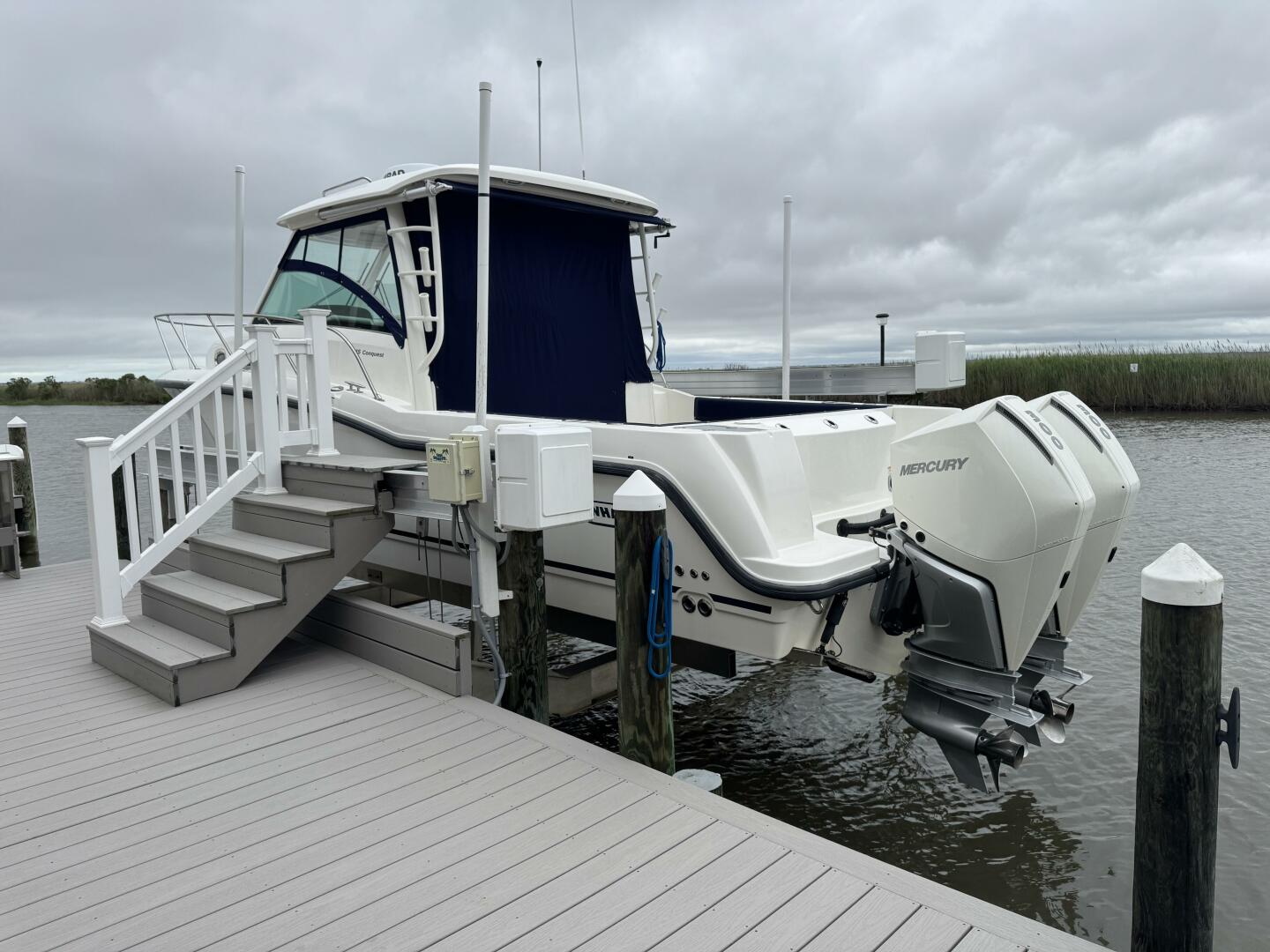 Slide: The Image of Boston Whaler 315 Conquest 2019 - 5349231