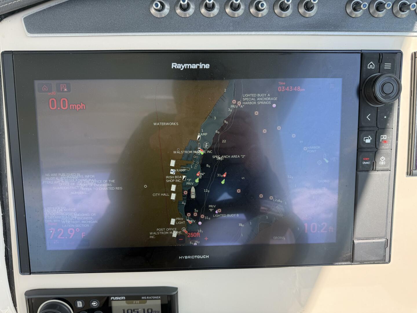 Slide: The Image of Boston Whaler 320 VANTAGE 2022 - 5678938