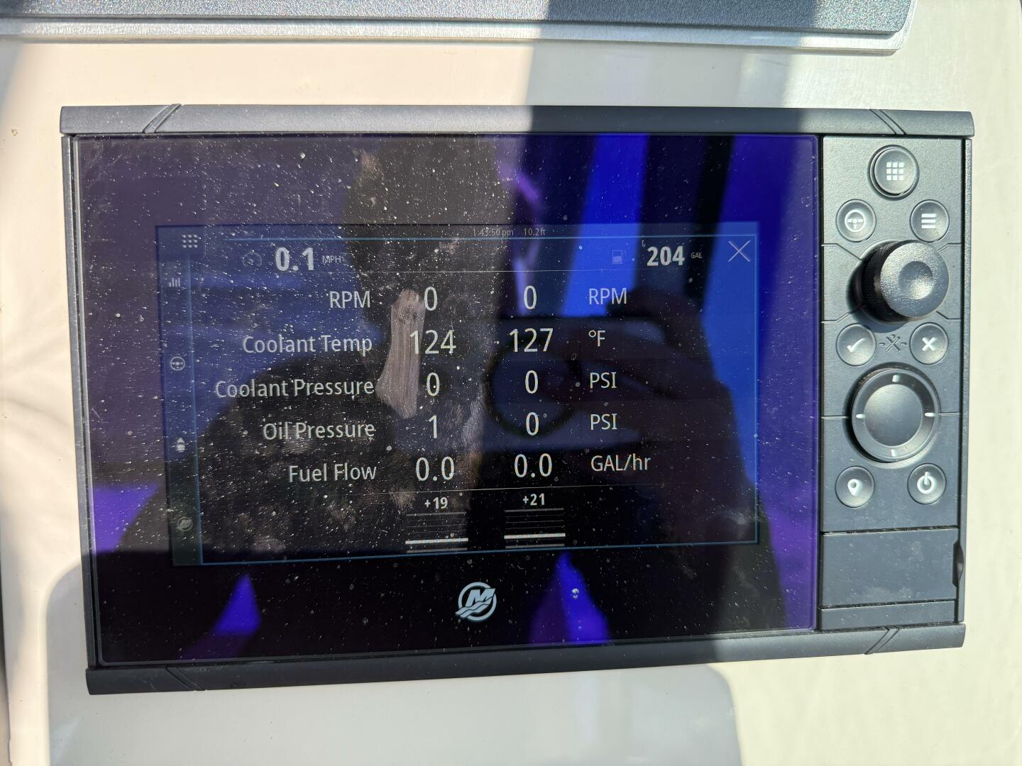 Slide: The Image of Boston Whaler 320 VANTAGE 2022 - 5678939