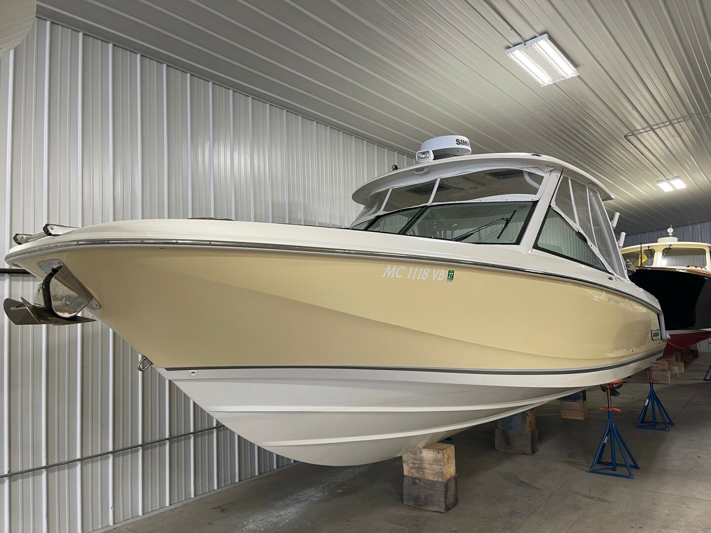 Slide: The Image of 320 Vantage View of vessel in heated storage - 5363845