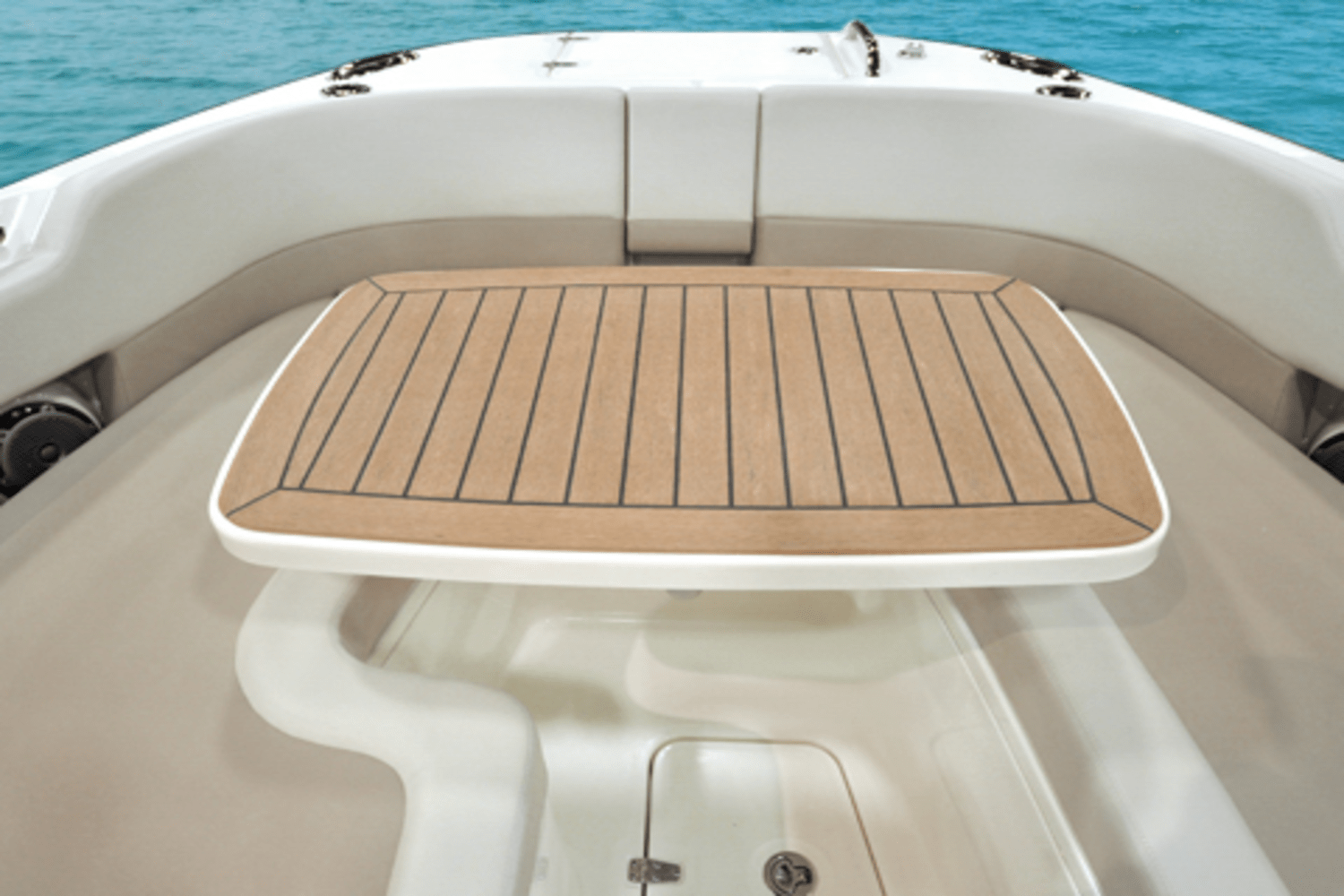 Slide: The Image of Boston Whaler 320 Vantage 2024 - 71