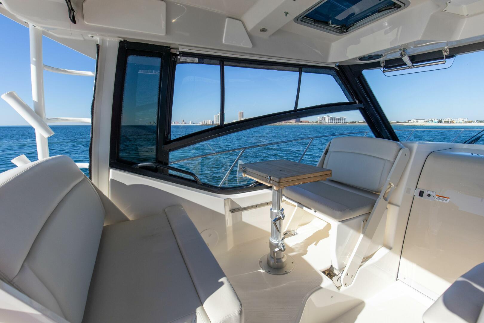 Slide: The Image of 2021 32 Boston Whaler 325 Conquest Optimism Console (2) - 4901642