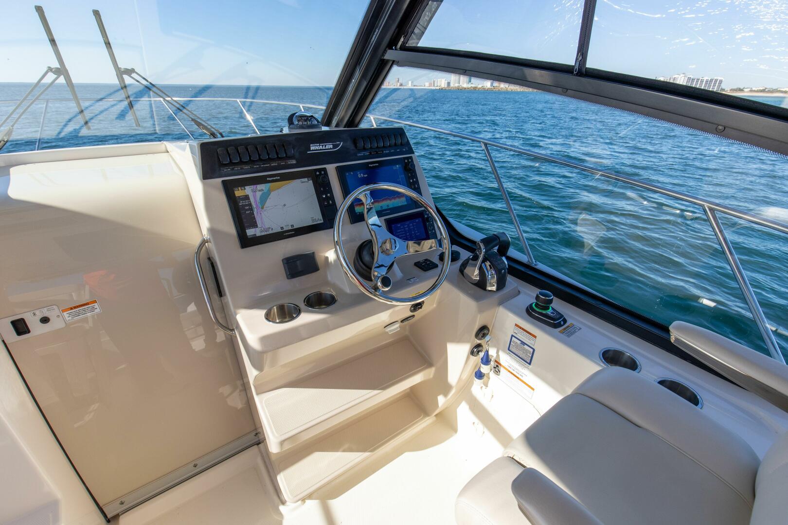 Slide: The Image of 2021 32 Boston Whaler 325 Conquest Optimism Console (7) - 4901647