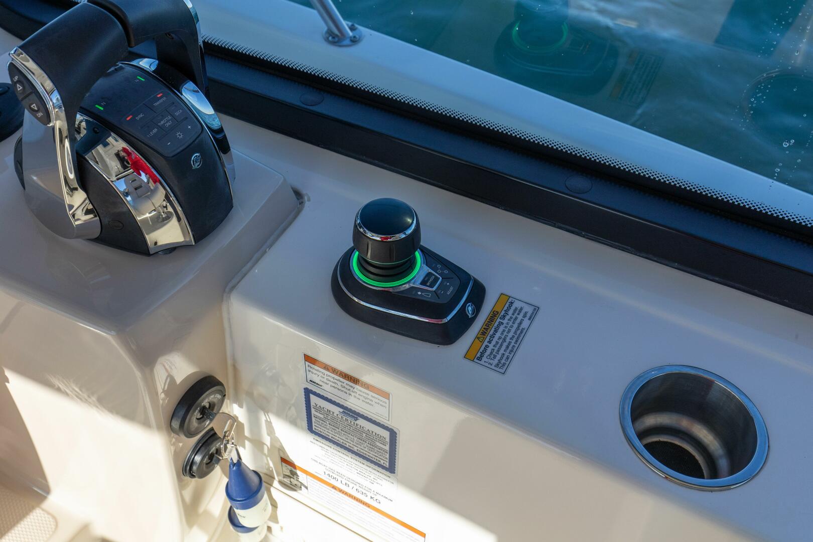 Slide: The Image of 2021 32 Boston Whaler 325 Conquest Optimism Console (9) - 4901649