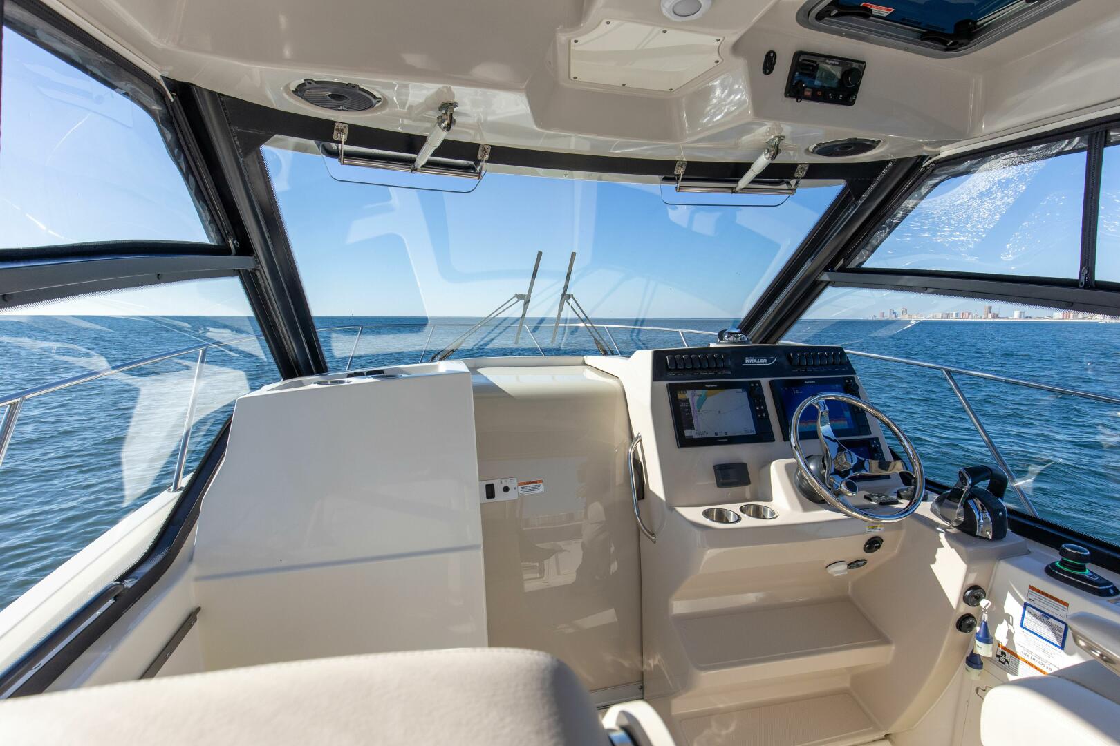 Slide: The Image of 2021 32 Boston Whaler 325 Conquest Optimism Console (12) - 4901652