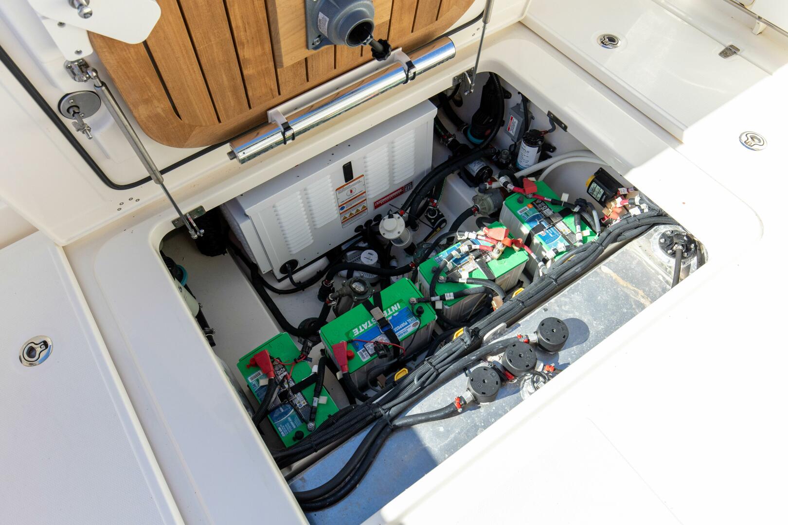 Slide: The Image of 2021 32 Boston Whaler 325 Conquest Optimism Bilge - 4901669