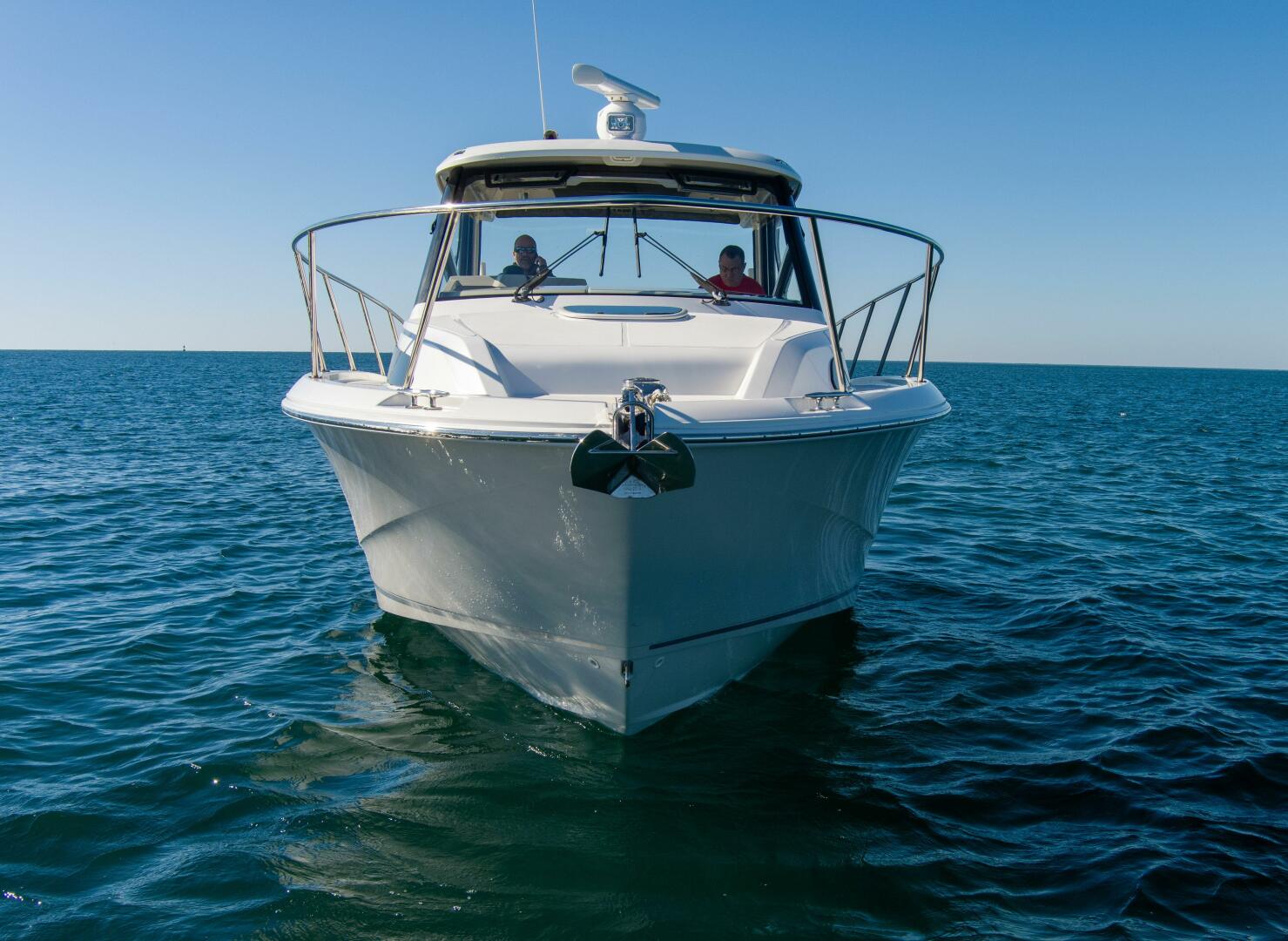 Slide: The Image of 2021 32 Boston Whaler 325 Conquest Optimism Exterior Profile (5) - 4901673