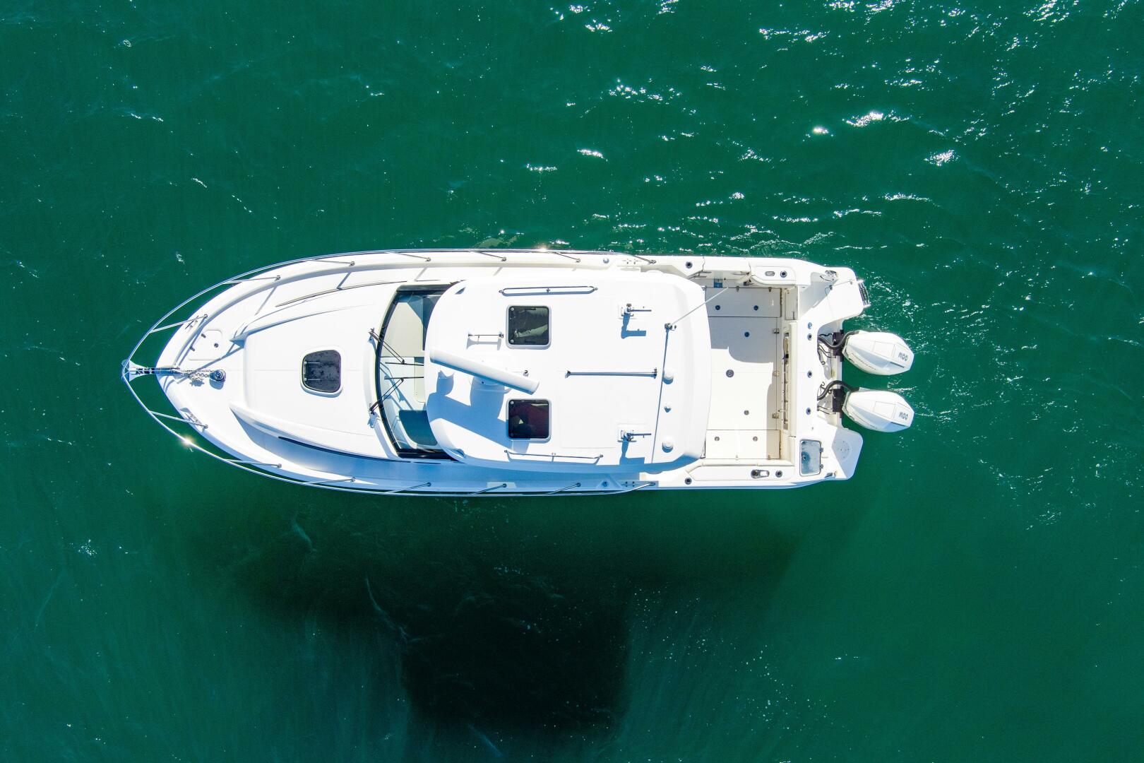 Slide: The Image of 2021 32 Boston Whaler 325 Conquest Optimism Exterior Profile (9) - 4901677