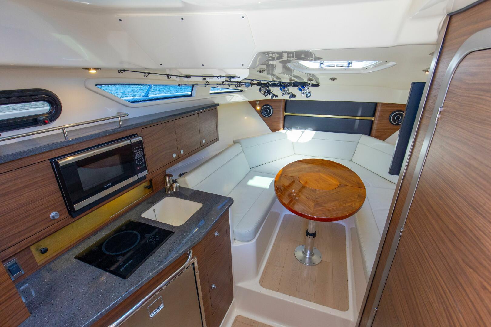 Slide: The Image of 2021 32 Boston Whaler 325 Conquest Optimism Cabin - 4901639