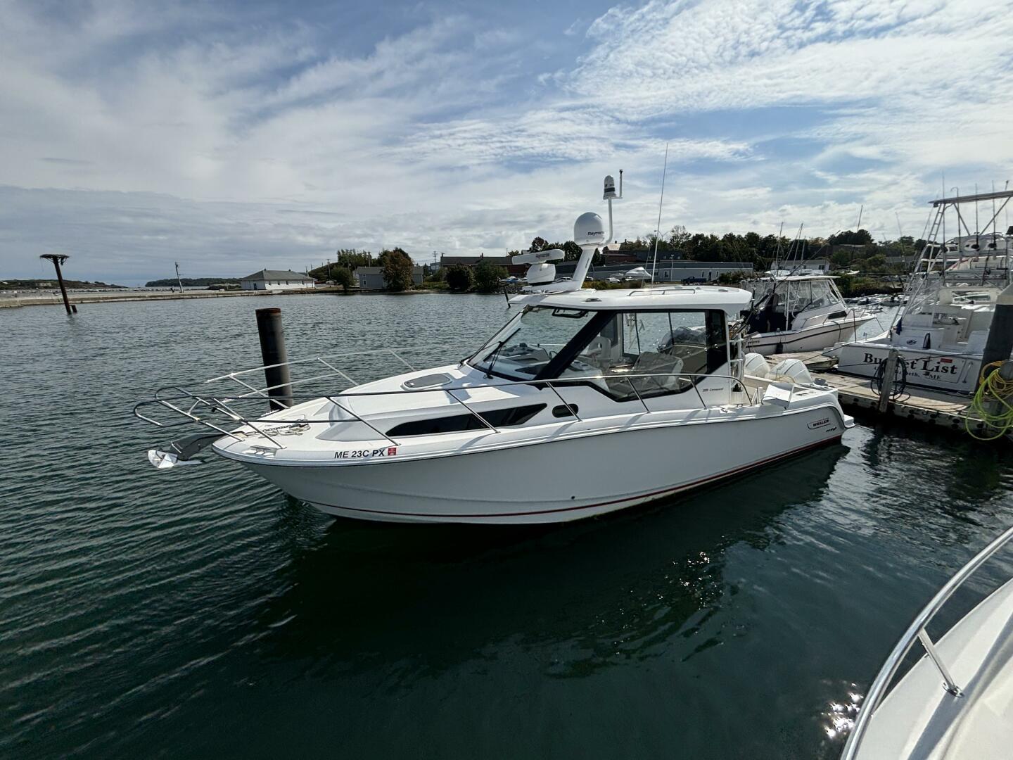 Slide: The Image of Boston Whaler 325 Conquest Pilothouse 2020 - 4698700