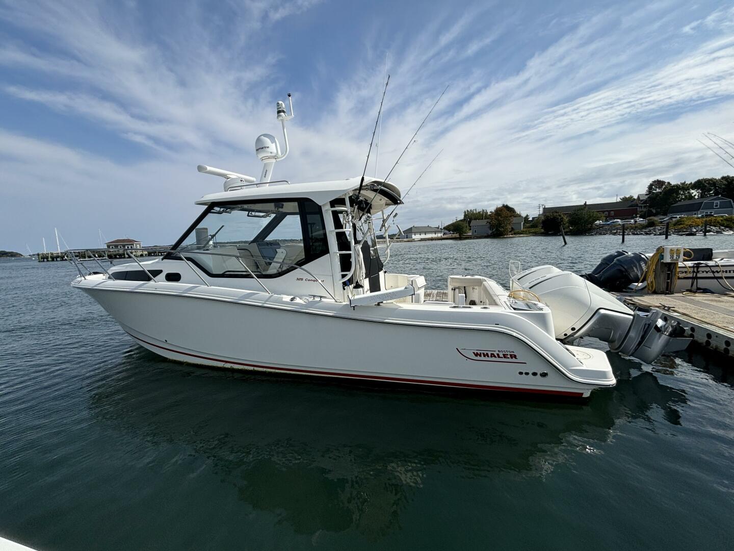 Slide: The Image of Boston Whaler 325 Conquest Pilothouse 2020 - 4698695