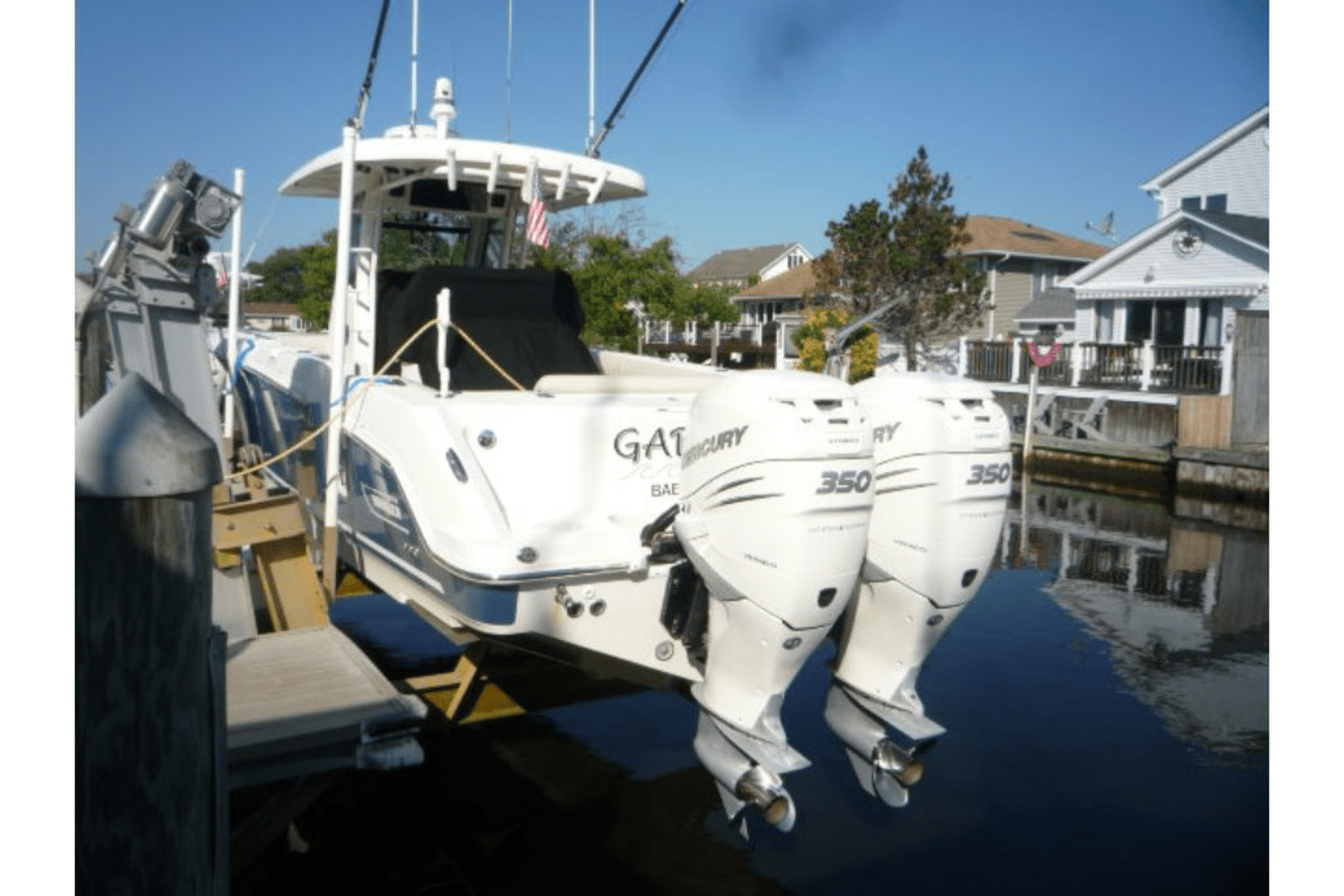 Slide: The Image of Boston Whaler 330 OUTRAGE 2017 - 27