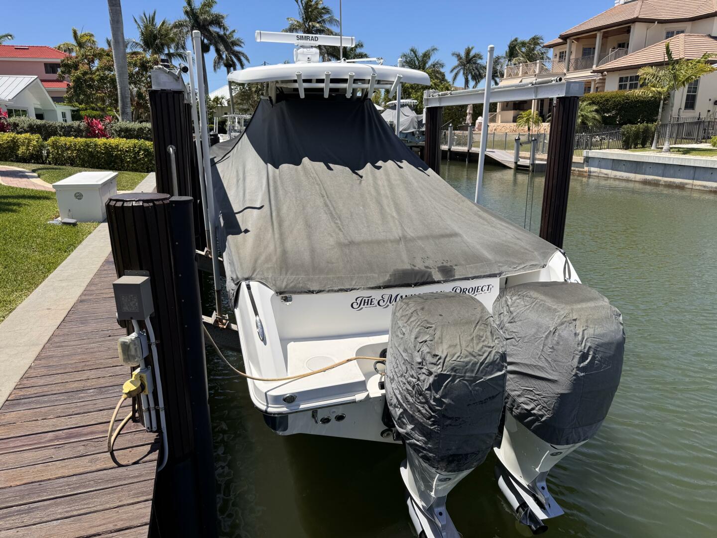 Slide: The Image of Boston Whaler 330 Outrage 2018 - 5266646