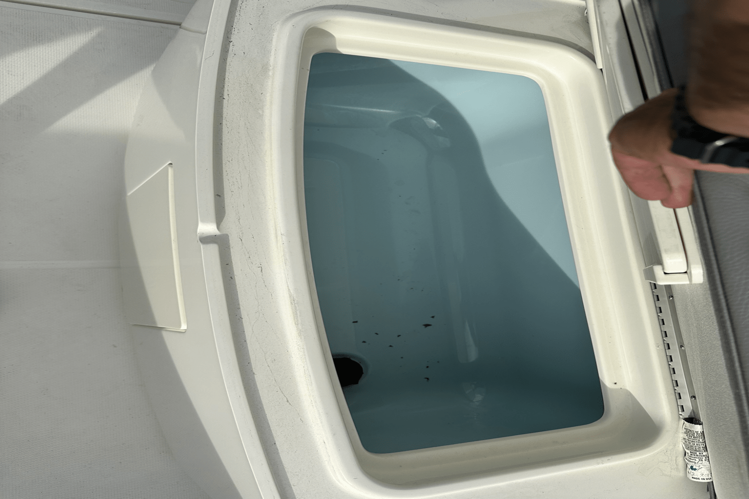 Slide: The Image of Boston Whaler 330 OUTRAGE 2023 - 20