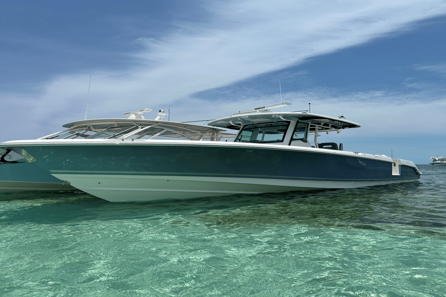 Slide: The Image of Boston Whaler 330 OUTRAGE 2023 - 42