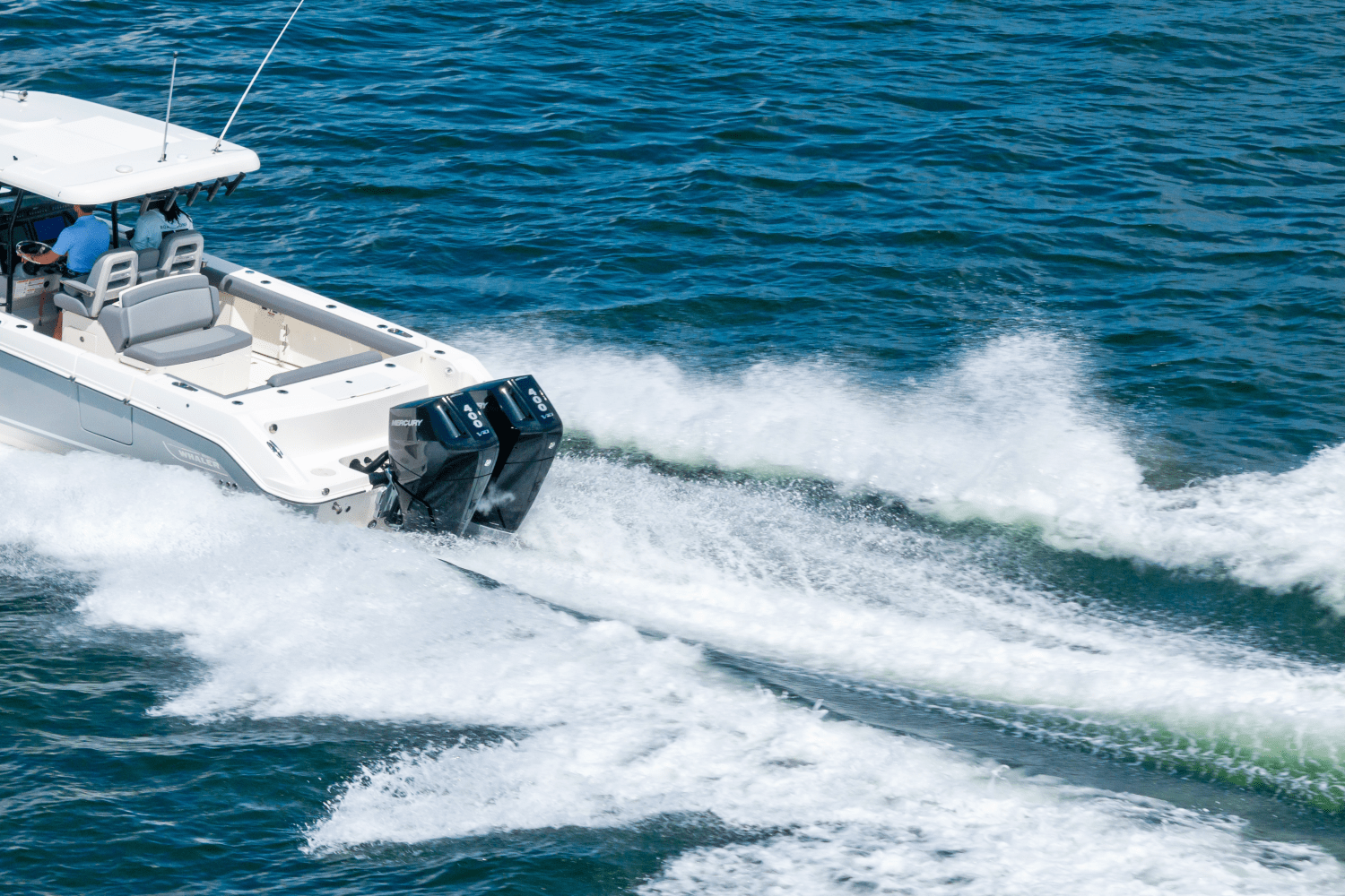 Slide: The Image of Boston Whaler 330 Outrage 2025 - 25