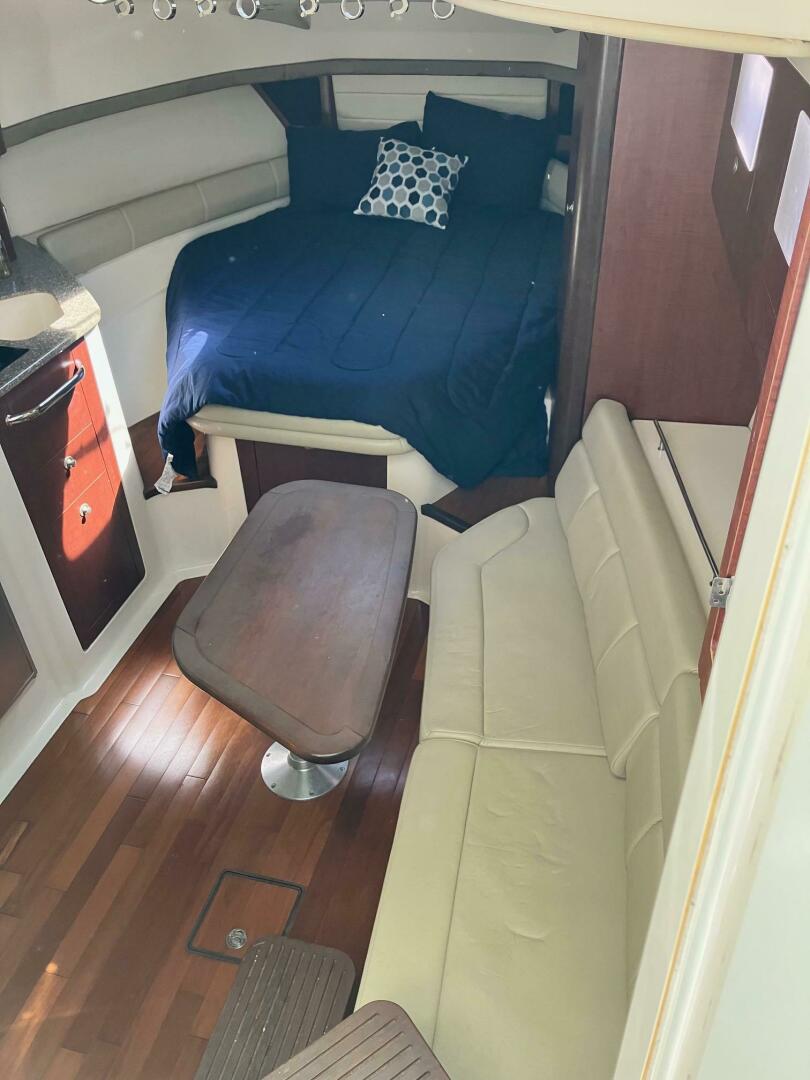 Slide: The Image of Boston Whaler 345 Conquest 2009 - 5239151