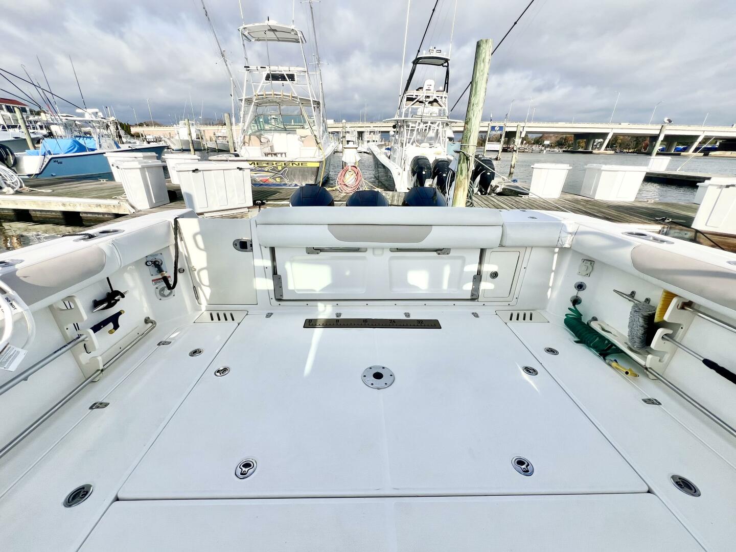 Slide: The Image of Boston Whaler 345 Conquest 2011 - 4820436