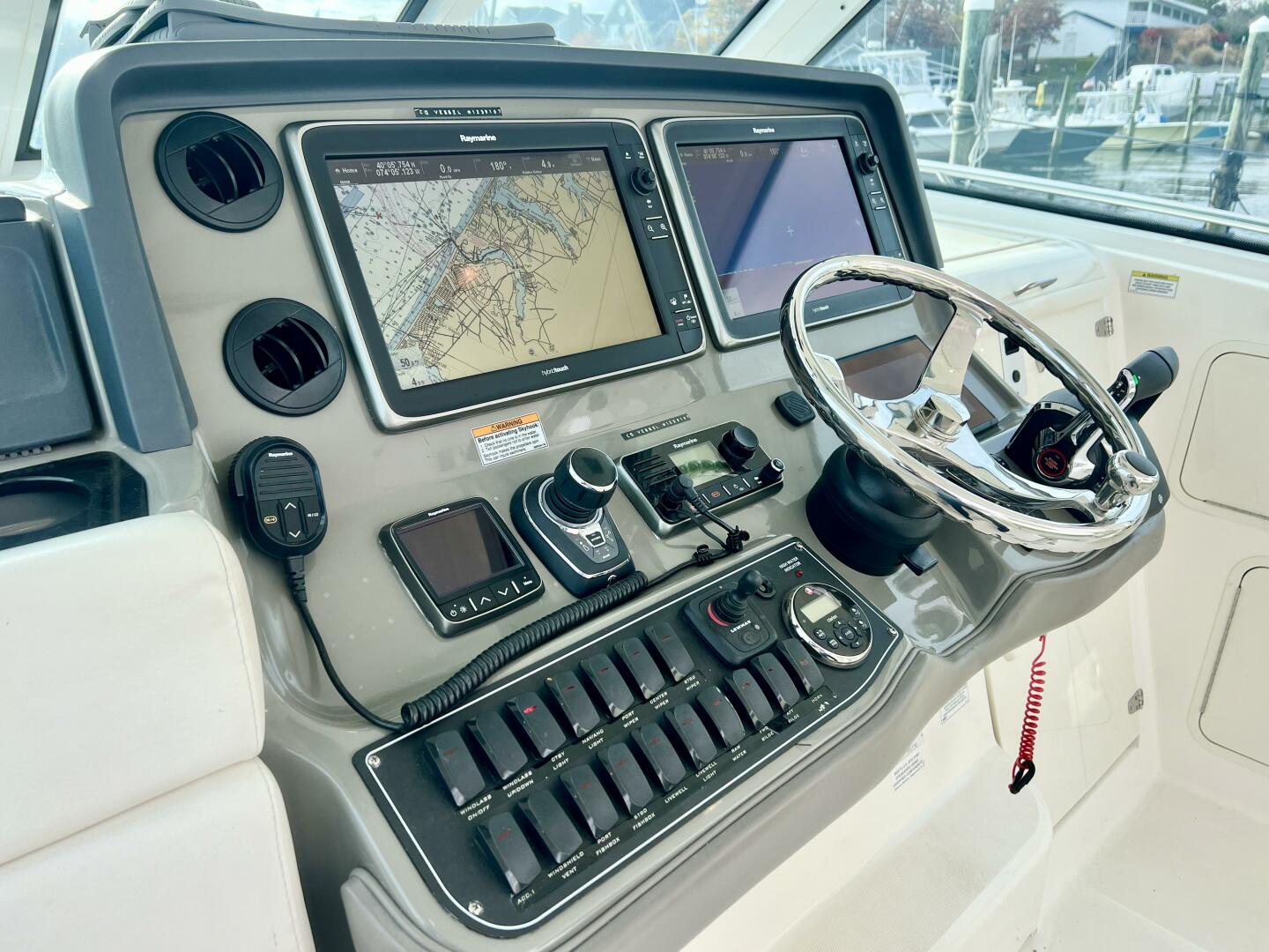 Slide: The Image of Boston Whaler 345 Conquest 2011 - 4820451
