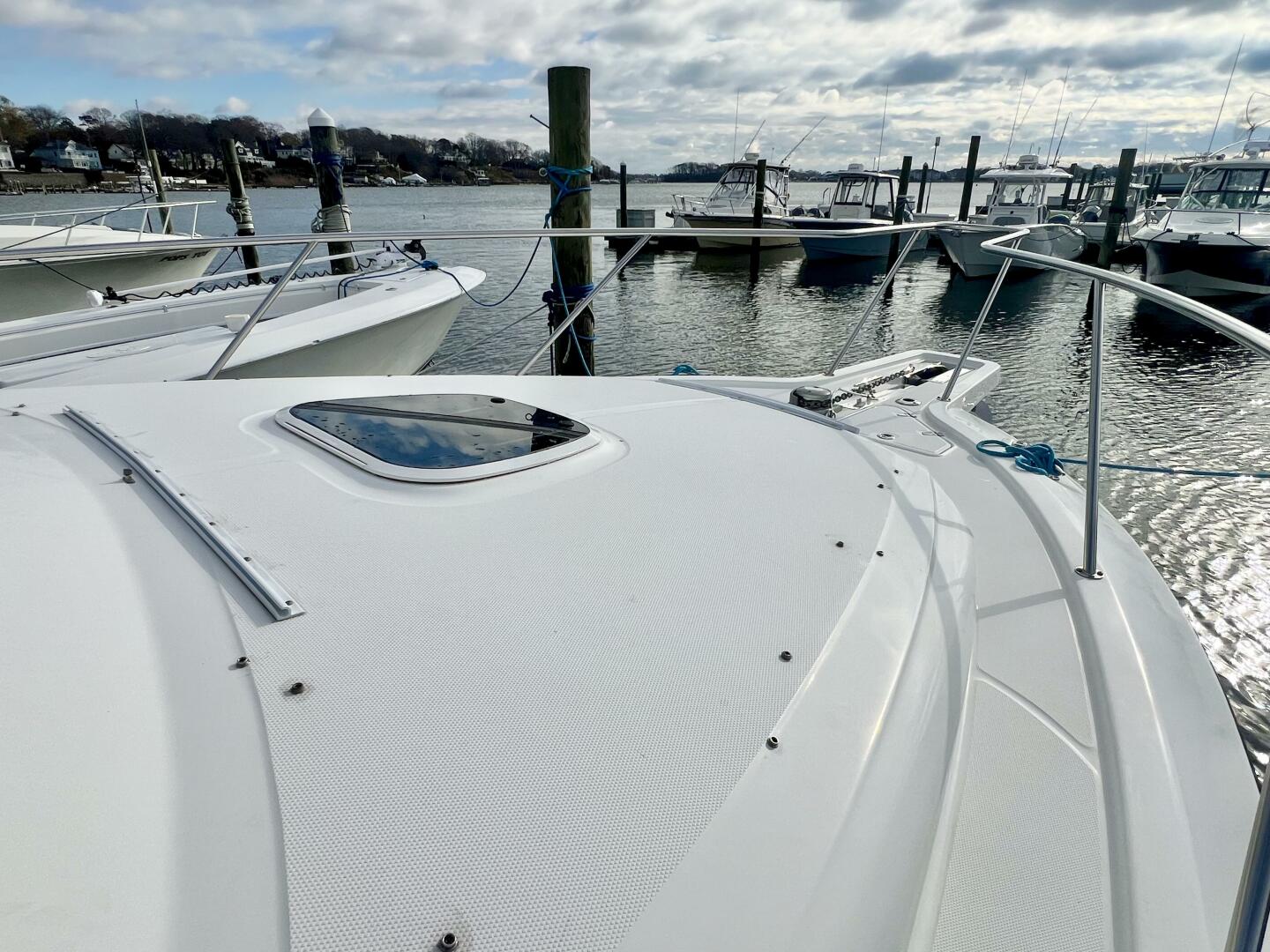 Slide: The Image of Boston Whaler 345 Conquest 2011 - 4820465
