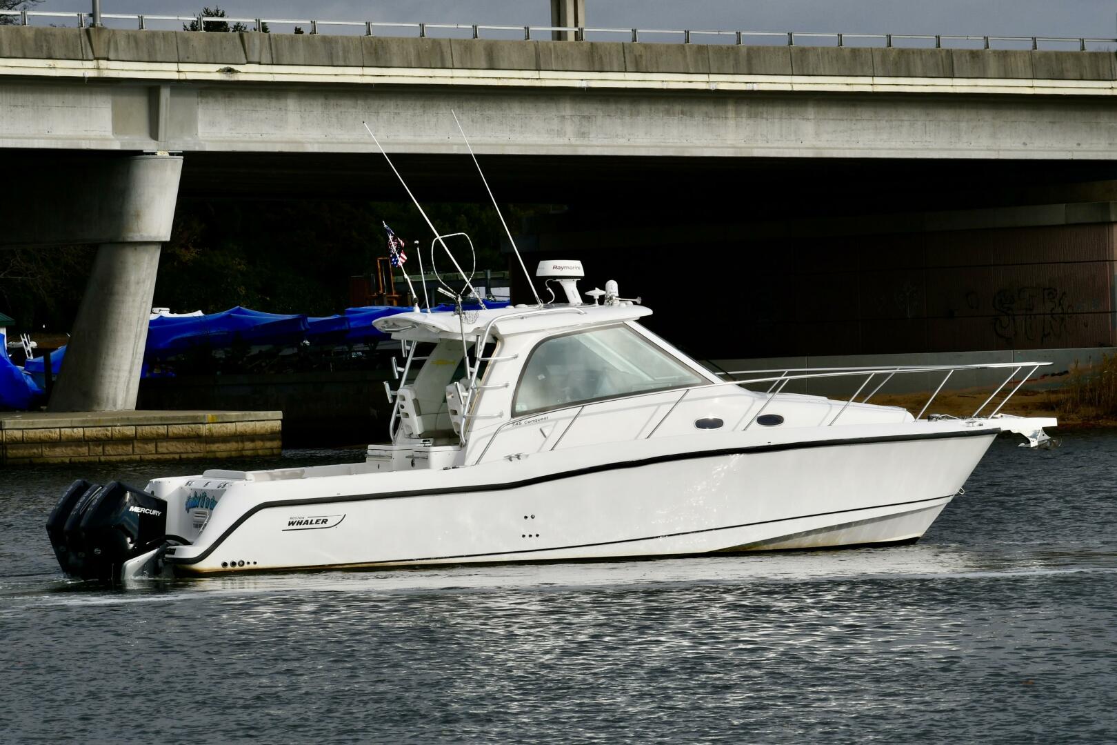 Slide: The Image of Boston Whaler 345 Conquest 2011 - 4820539