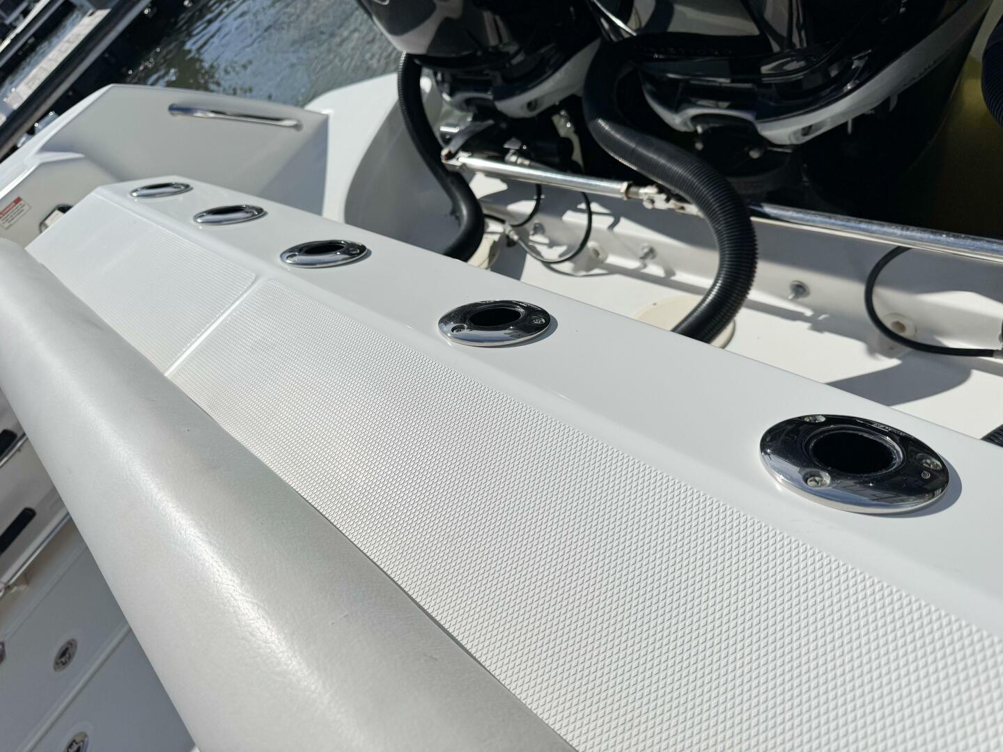 Slide: The Image of Boston Whaler 350 Outrage 2015 - 4870279