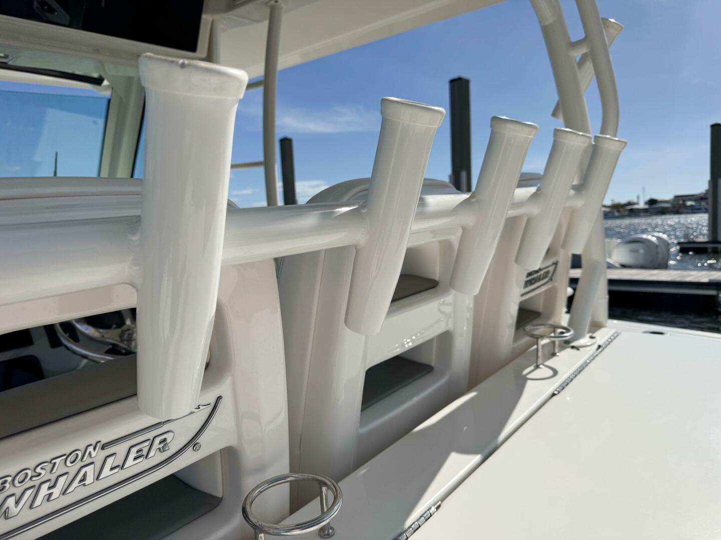 Slide: The Image of Boston Whaler 350 Outrage 2015 - 4870280