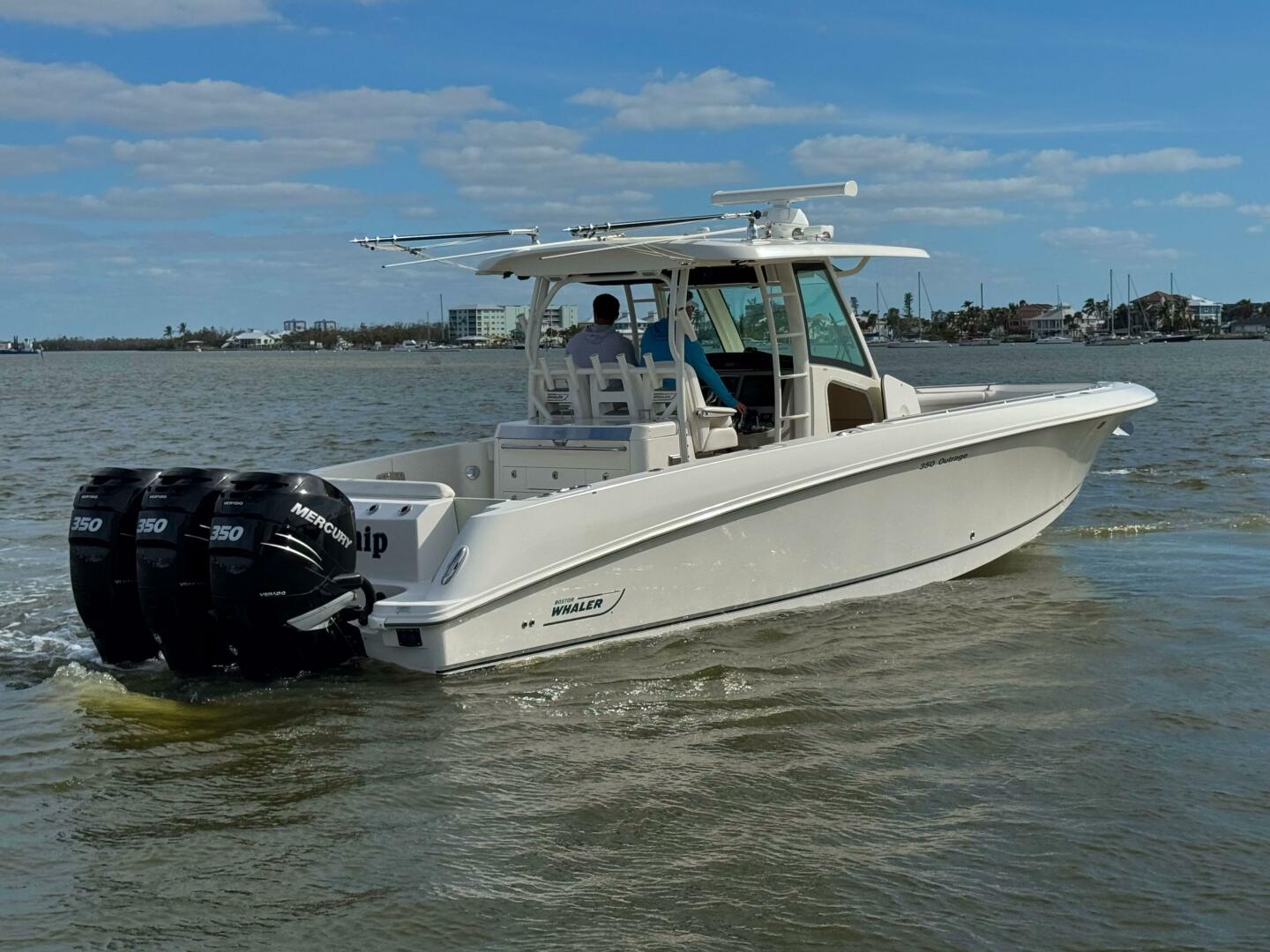 Slide: The Image of Boston Whaler 350 Outrage 2015 - 4870265