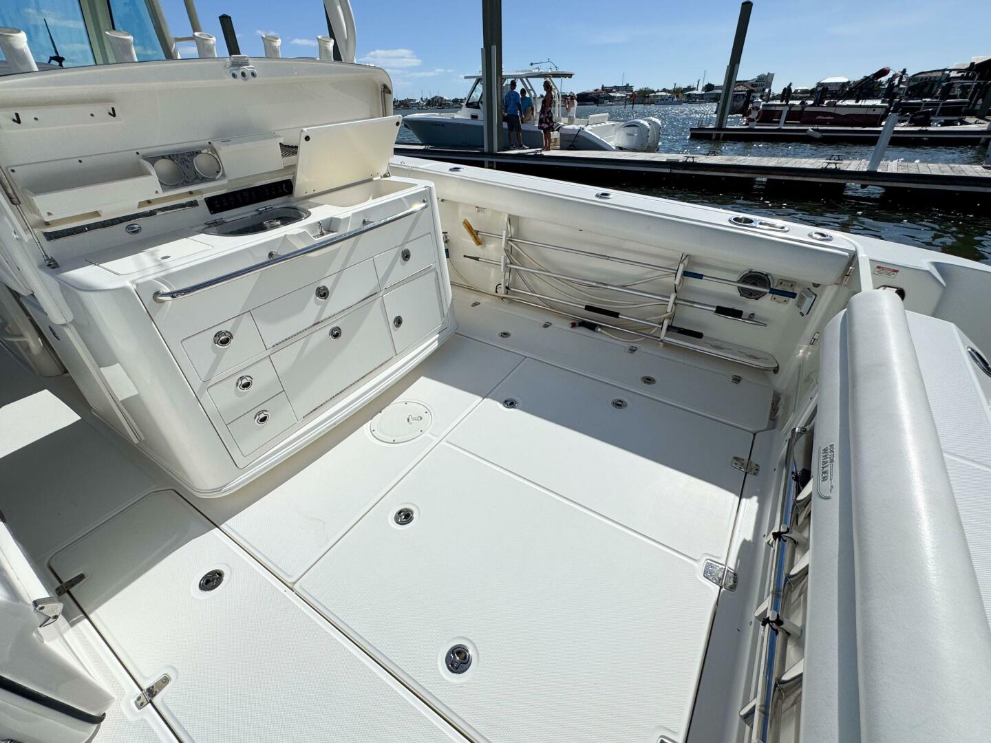 Slide: The Image of Boston Whaler 350 Outrage 2015 - 4870270